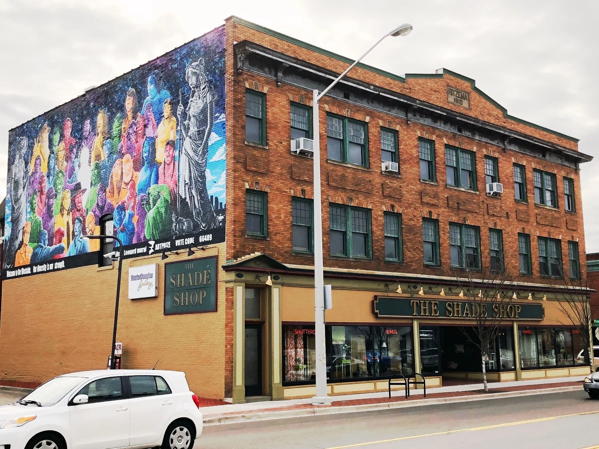 Historic mixed-use commercial building located at 422 Leonard Street NW in Grand Rapids, Michigan. Commercial leasing transaction successfully completed with representation by Erin Peterson.