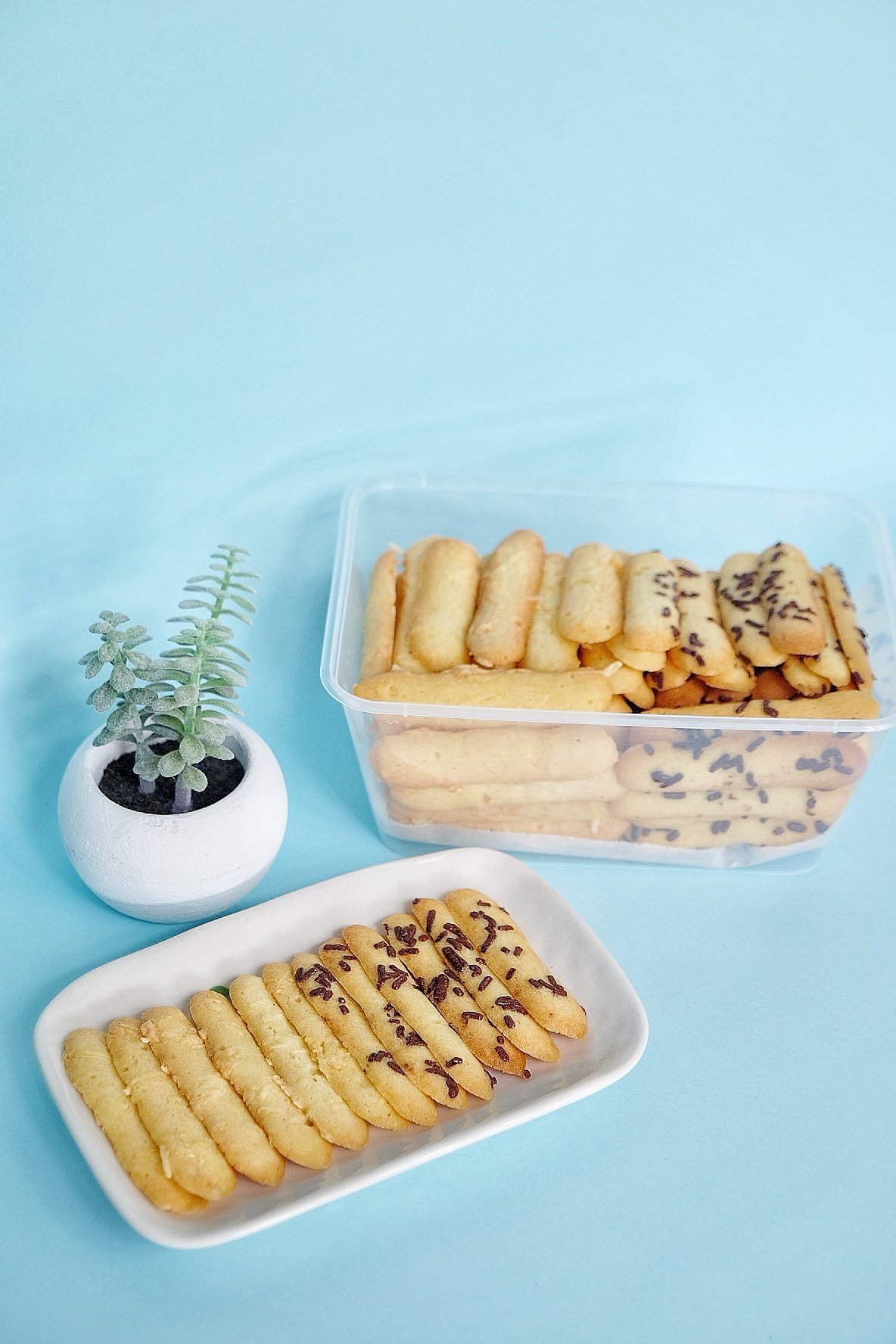 Lidah Kucing (Indonesian Langues de Chat Cookies)