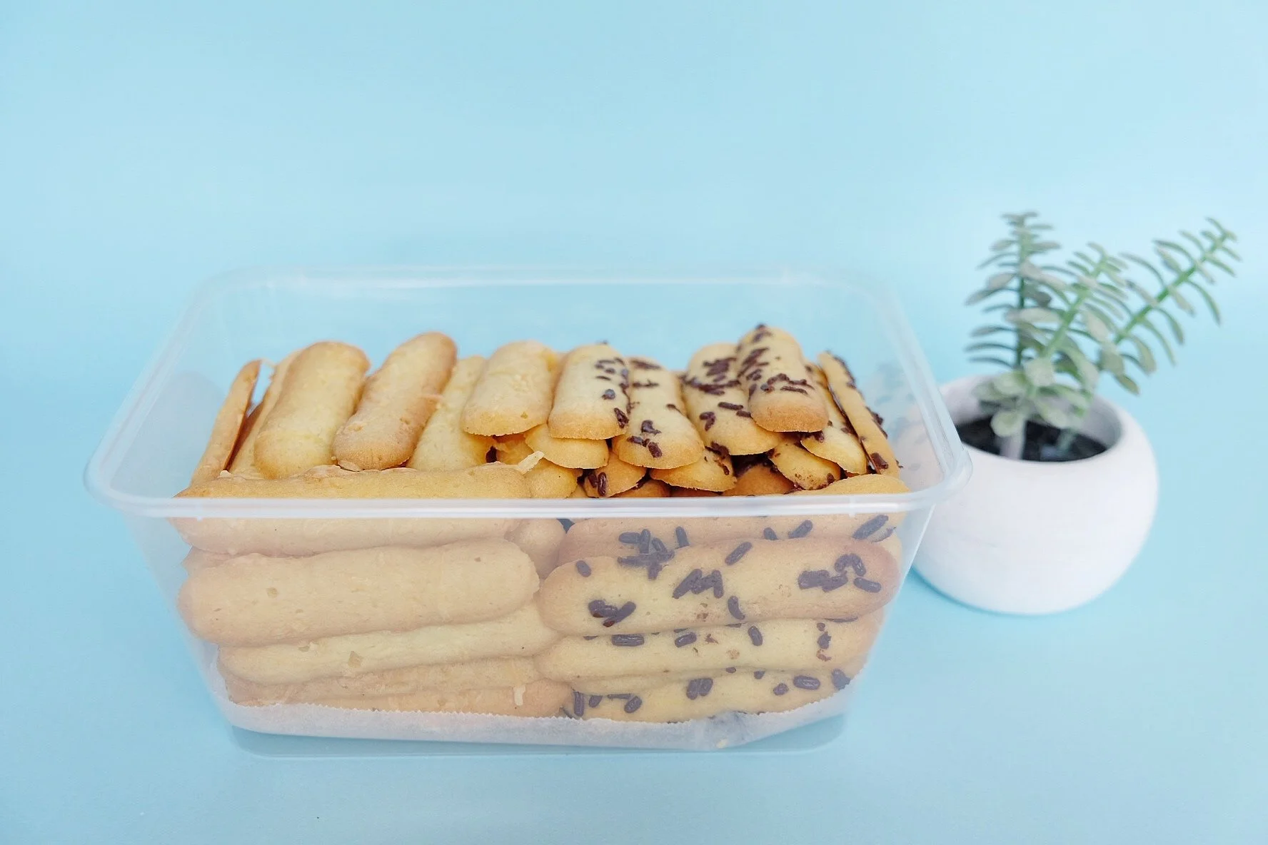 Lidah Kucing (Indonesian Langues de Chat Cookies)