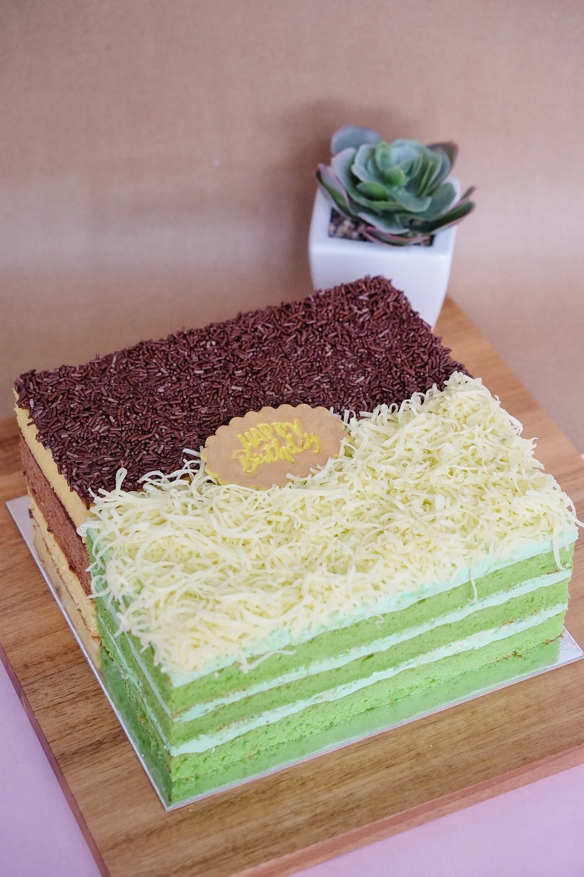 Pandan Keju & Lapis Surabaya Coklat.jpg