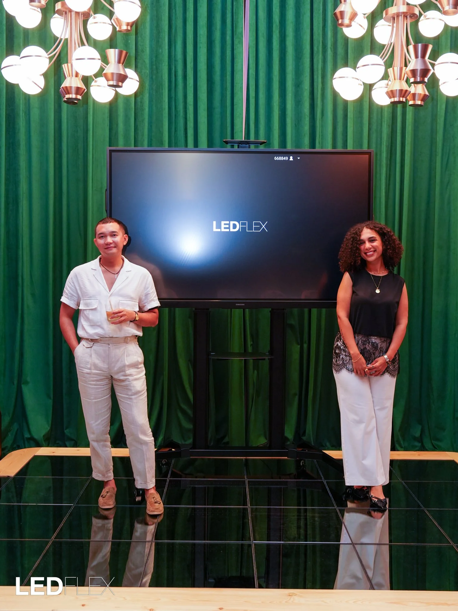 The Light Lounge Group-168.jpg