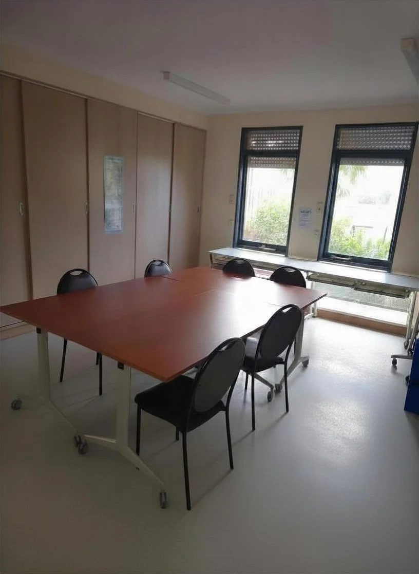 Classroom 1-Picture 2.jpg