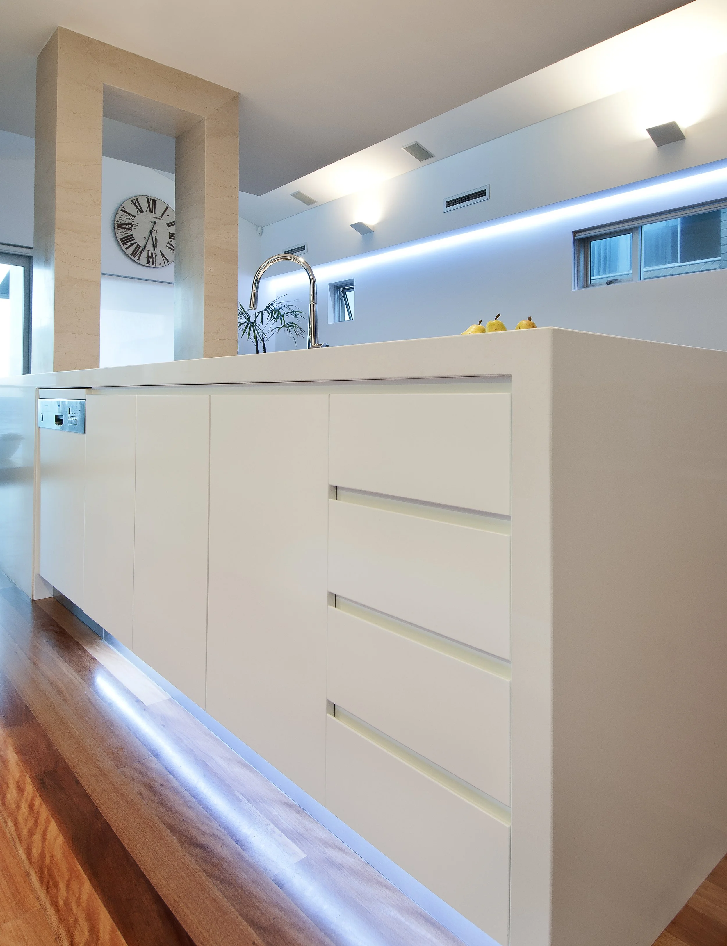 PittwaterRd1134CollaroyMBA09.jpg