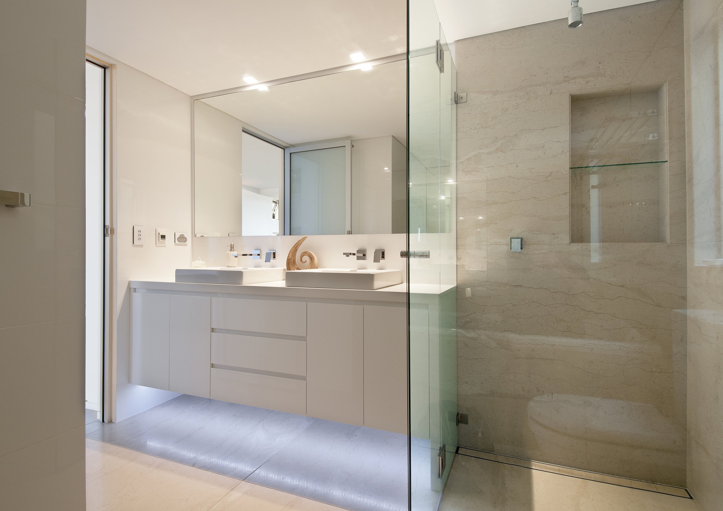 PittwaterRd1134CollaroyMBA13.jpg