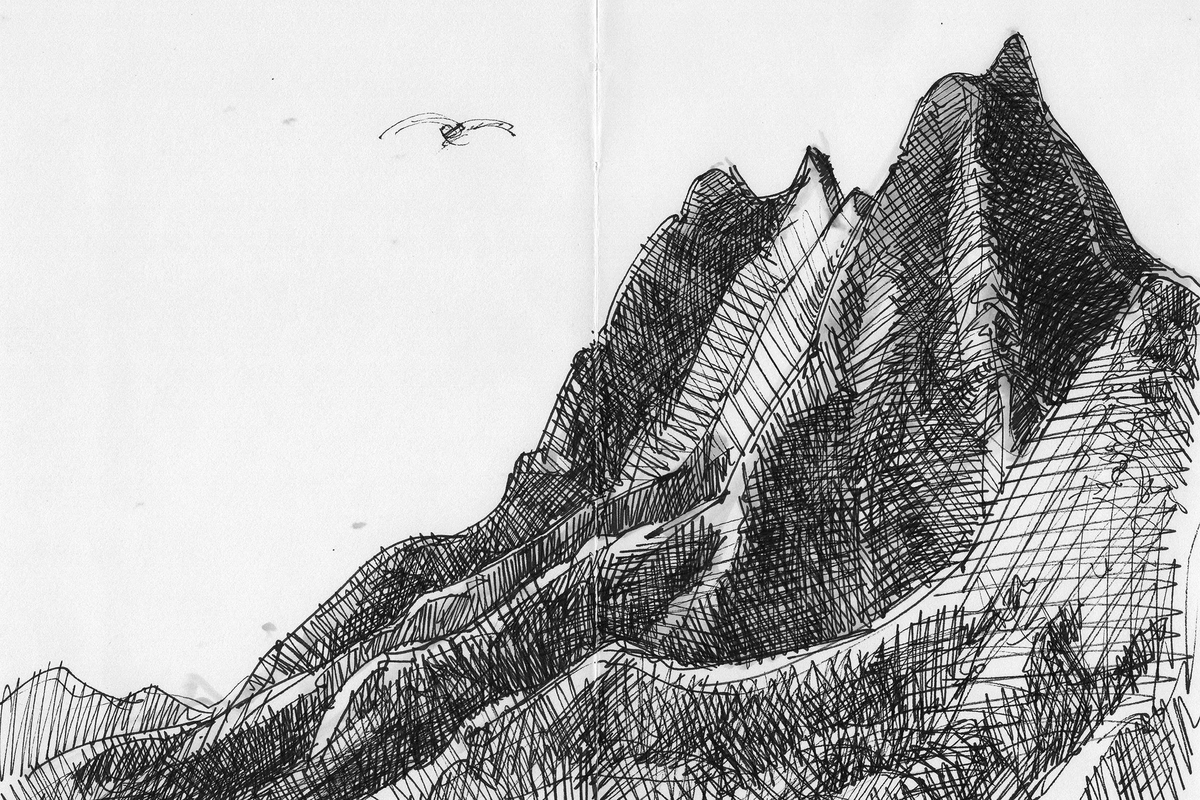 Skizze eines Berges mit steilen Felsen, im Himmel fliegt ein Vogel.