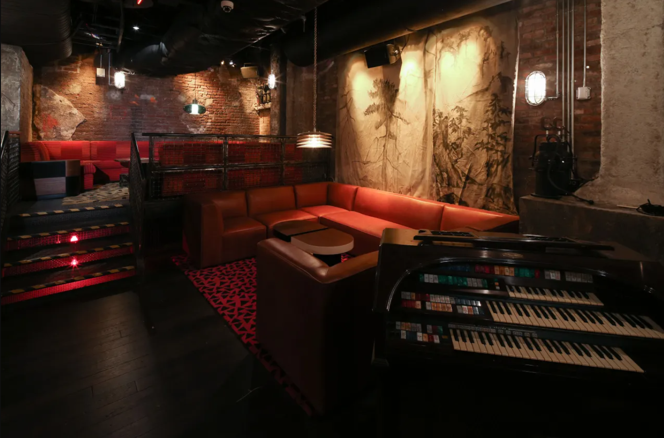 Alley Cat Amateur Theatre Opens at The Beekman