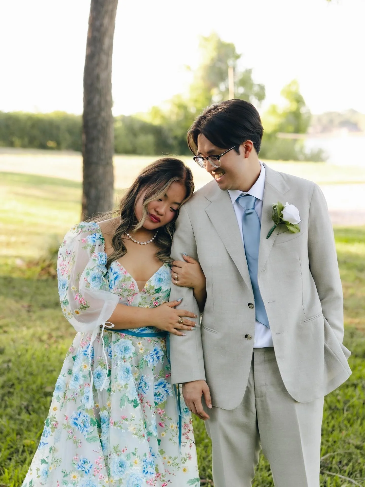 J+C took a few quiet minutes together before their ceremony, and it was honestly the sweetest start to their day. 

And her dress? The soft blue florals were the perfect, personal touch &mdash; her own little &ldquo;something blue.&rdquo; 🩵

Wedding