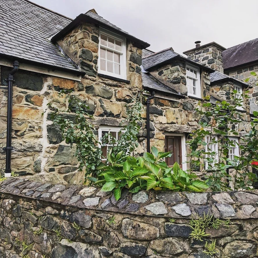 Fro Awel Holiday Cottage from the front