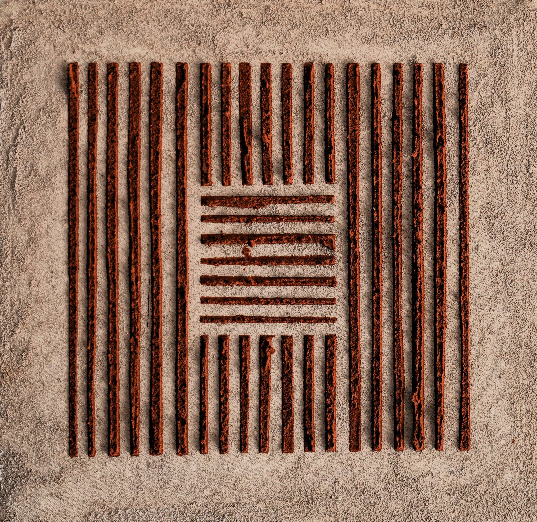 Off centre.
Mixed media on canvas.
30cm x 30cm.
2026
