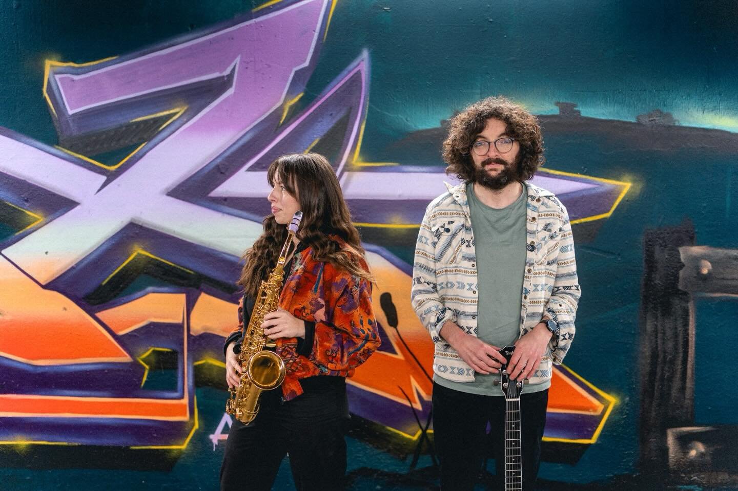 Gig alert! We&rsquo;re playing @haltweaverscross today from 4.30 - 6.30pm! C&rsquo;mon down and say hi 👋