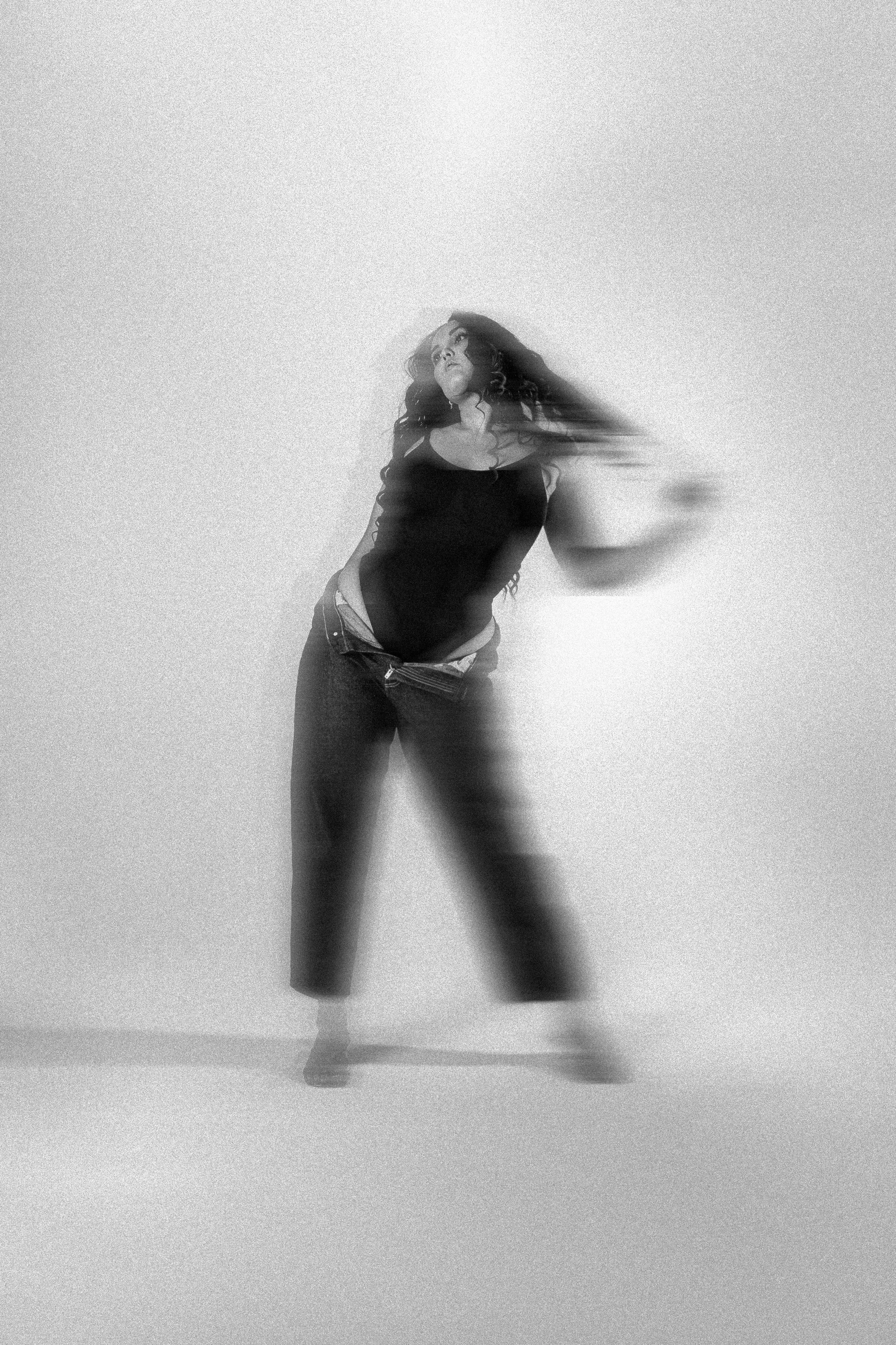 B&W -4.jpg
