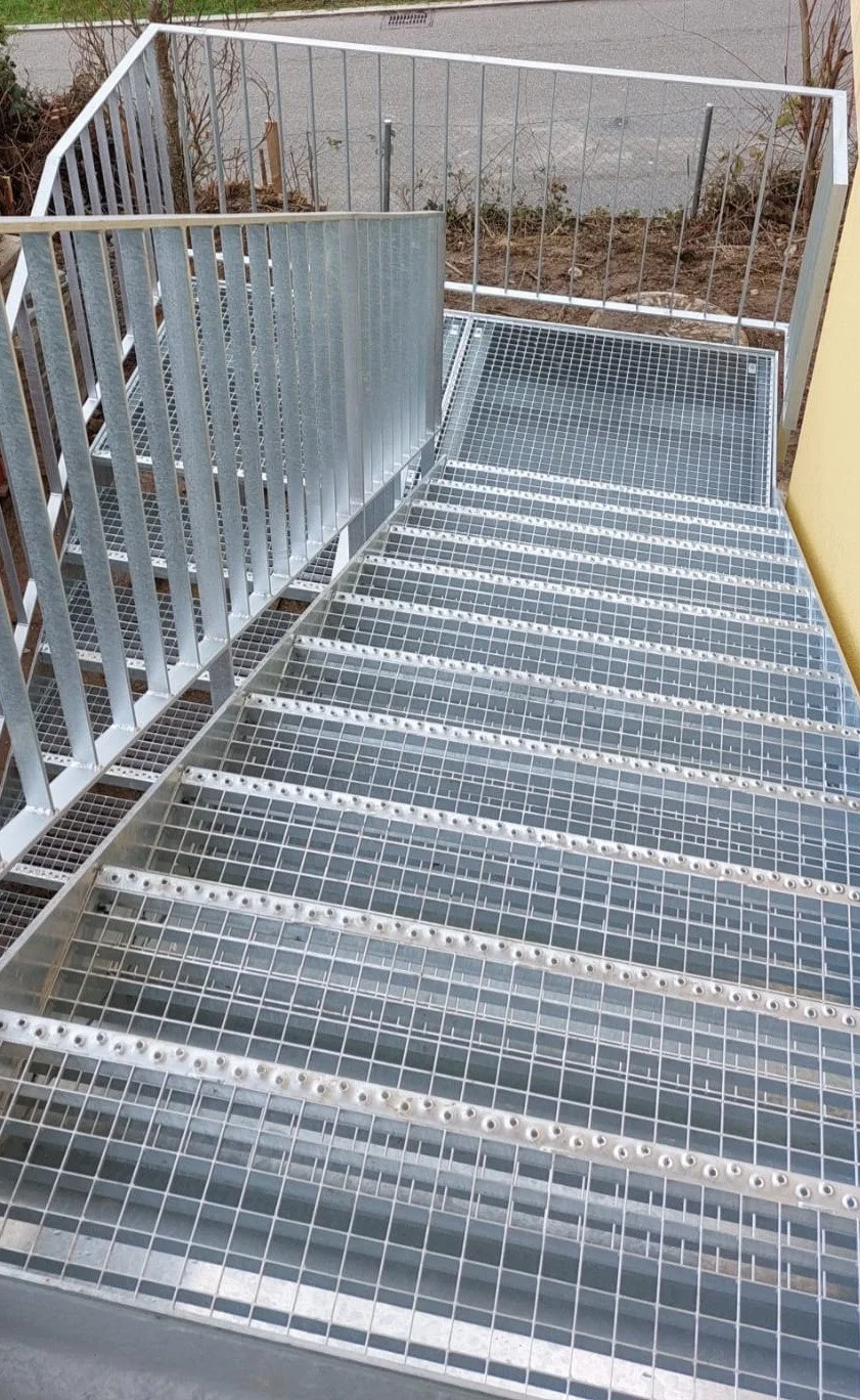 Imbach_Fischbach_Metalltreppe6.jpg
