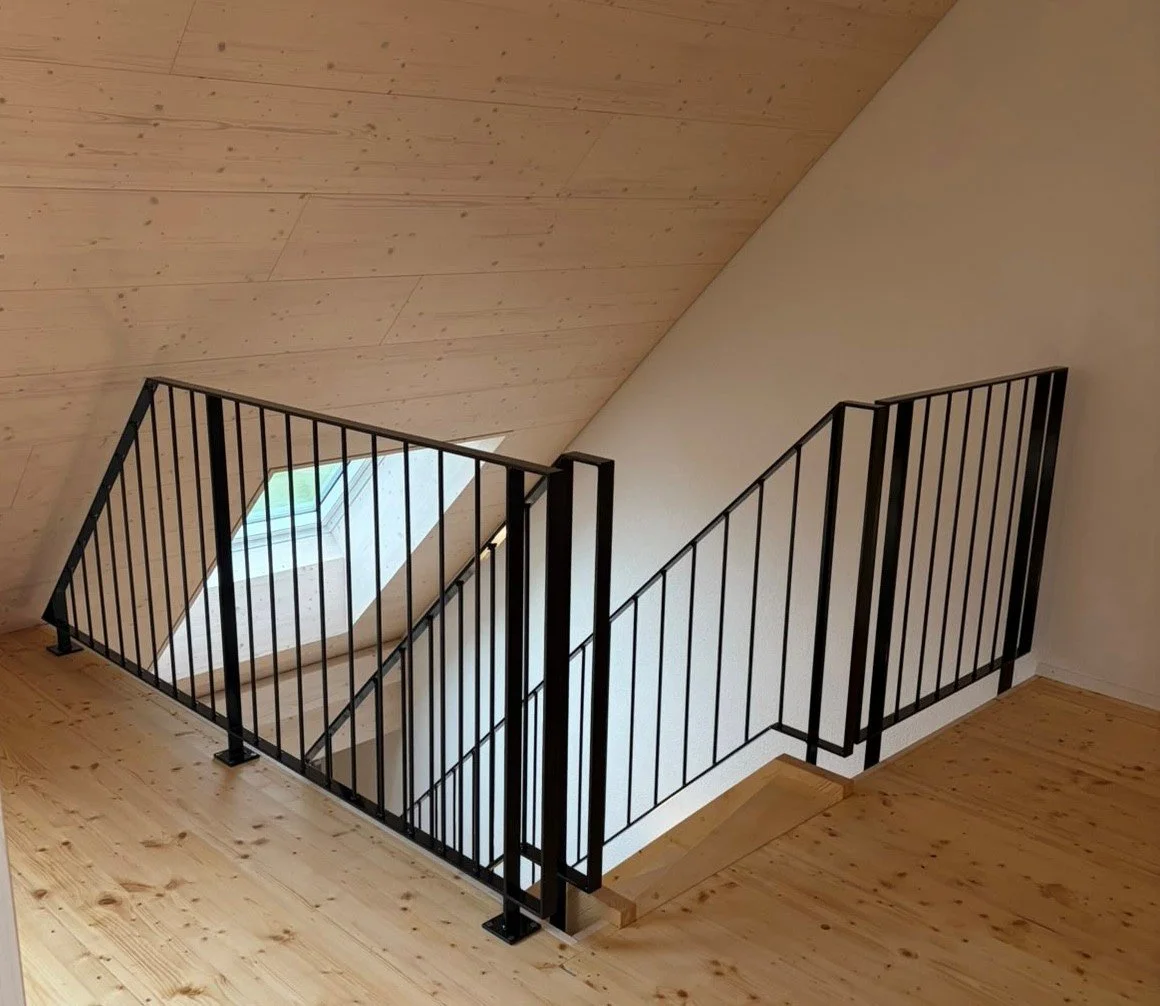 Metall mit Holz passt