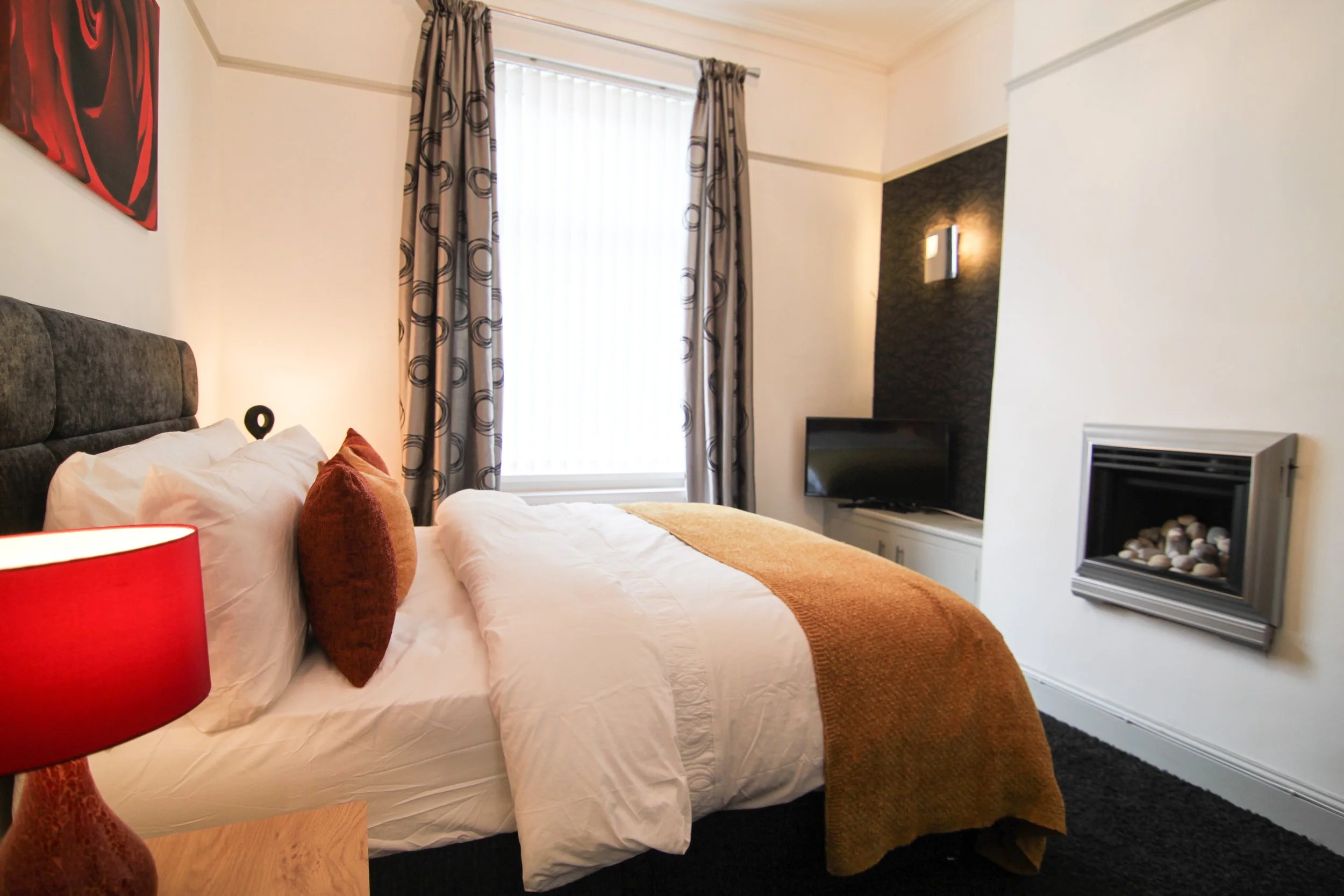 Harrison St Bed1_2.jpg