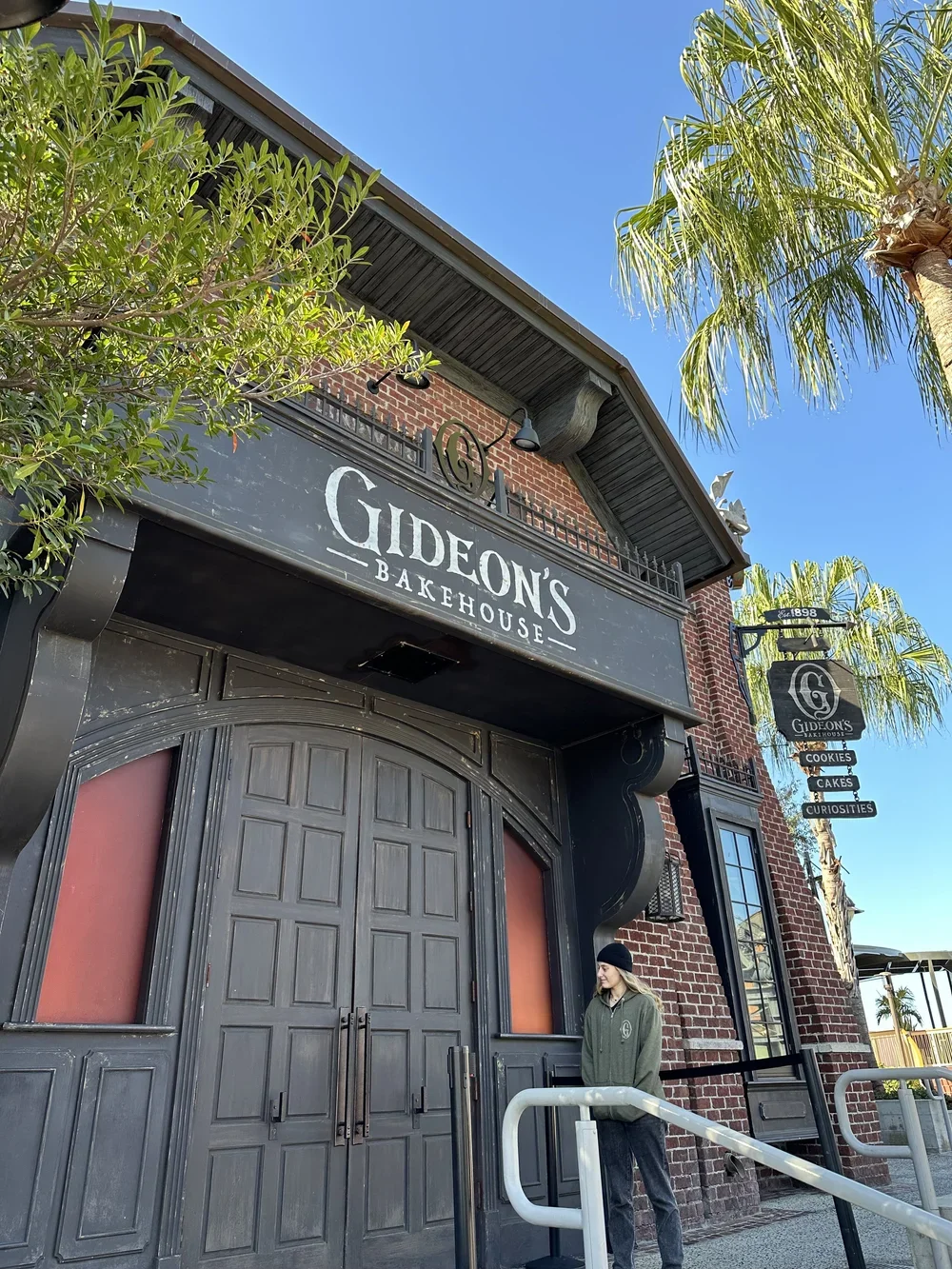 Hauntingly Good Cookies | Gideon’s Bakehouse Review At Disney Springs