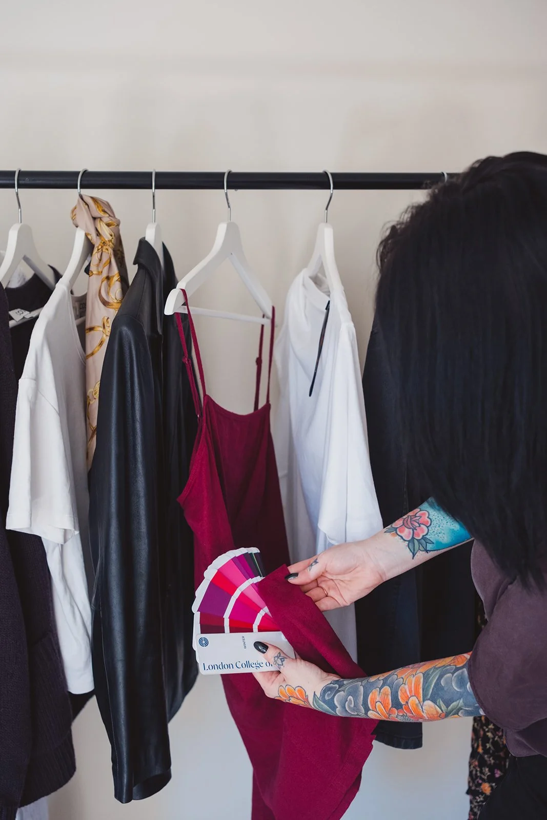 Personal Stylist Abigail colour swatches and clothing comparison