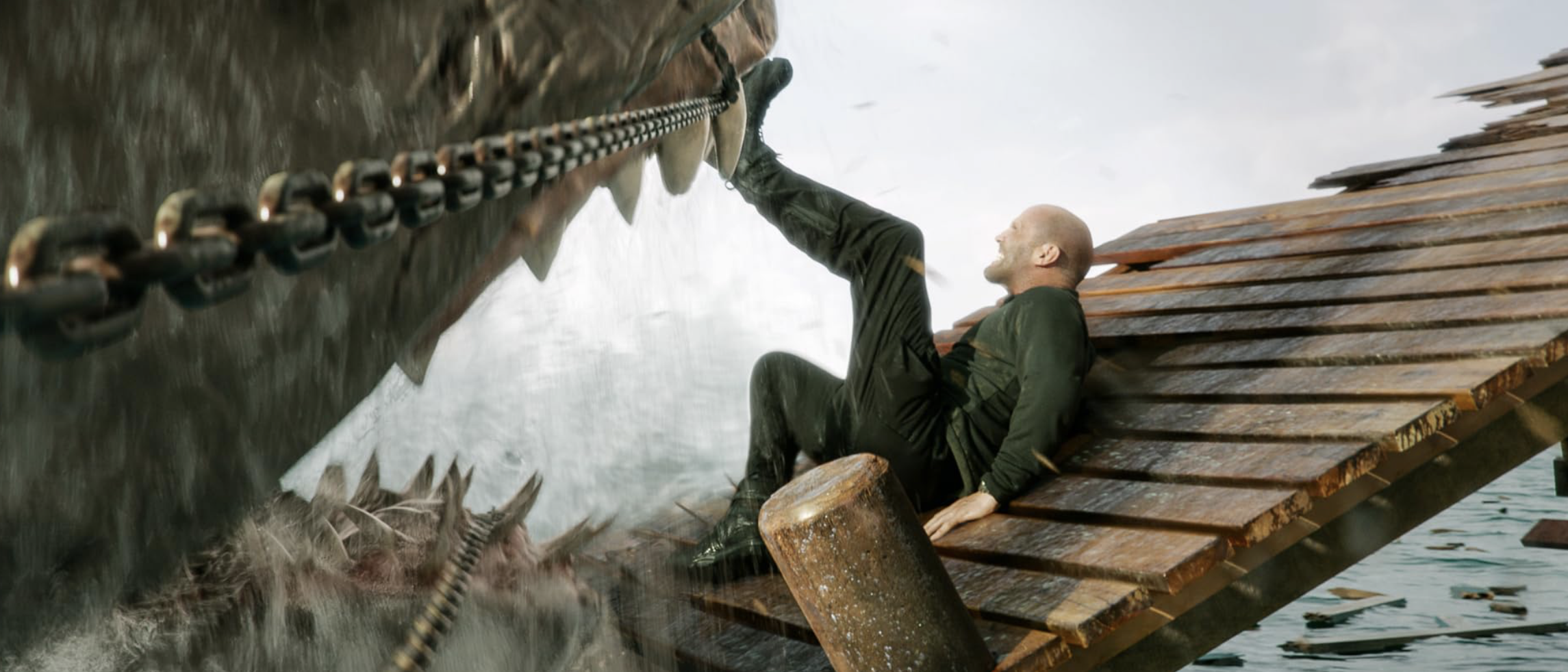 THE MEG 2: THE TRENCH (feature) / Designer: Catherine Heys / Supervisor: Sylvia Atkins / Daily artist (crowd)