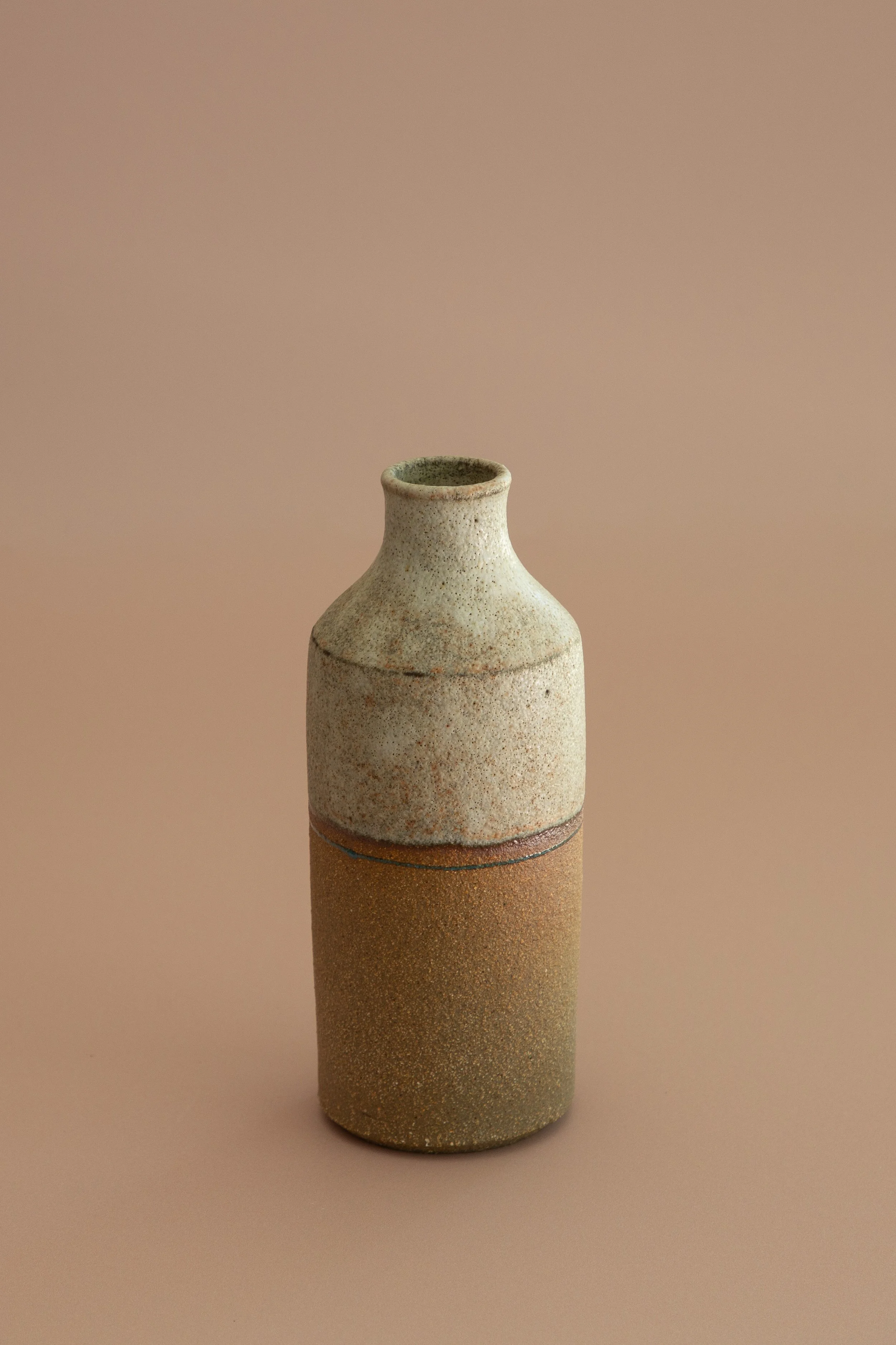 Two-Tone Vessel No. 04