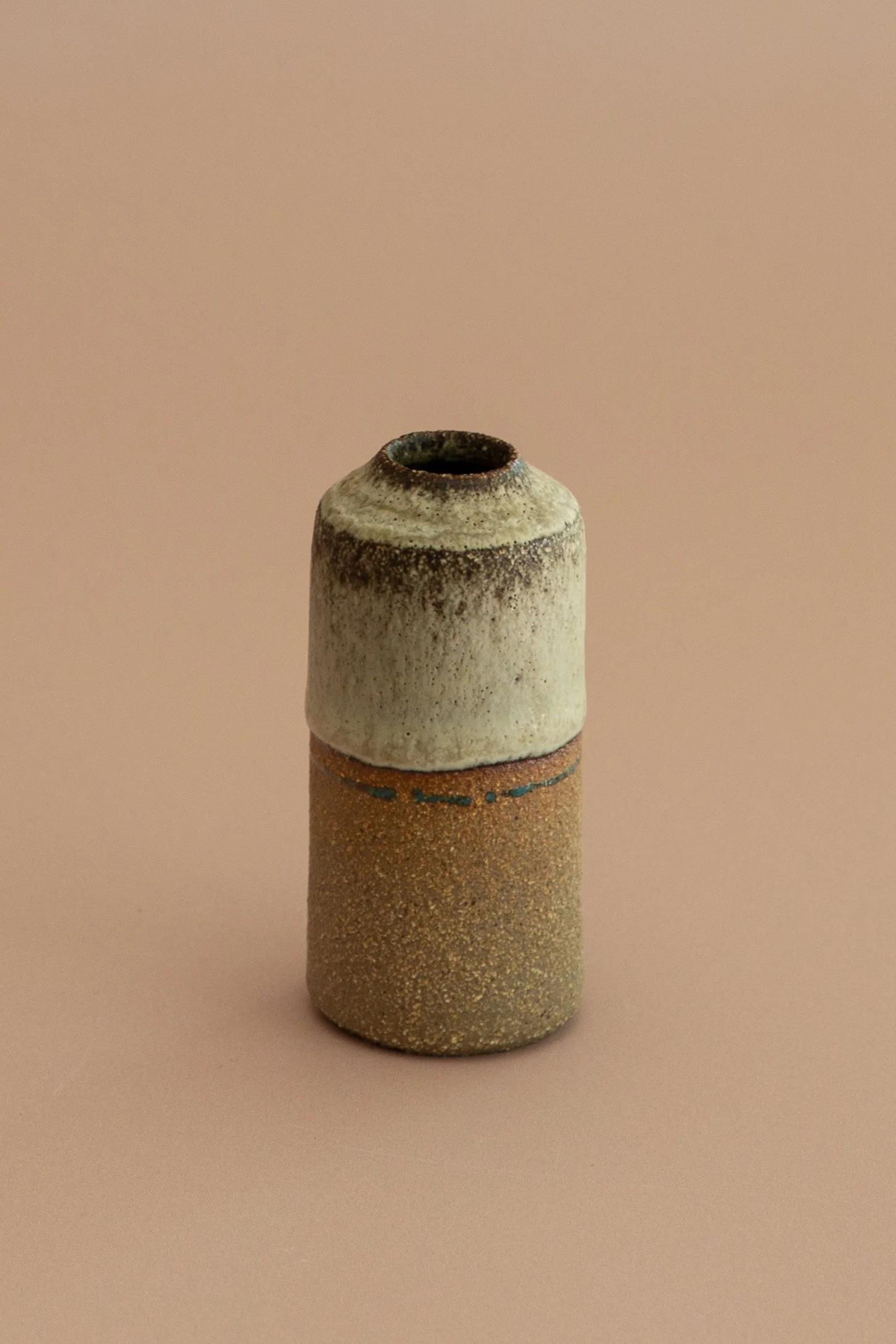 Two-Tone Vessel No. 02