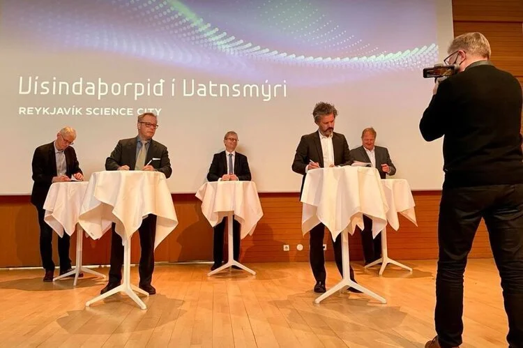 Þungamiðja þekkingar verði í Vatnsmýrinni