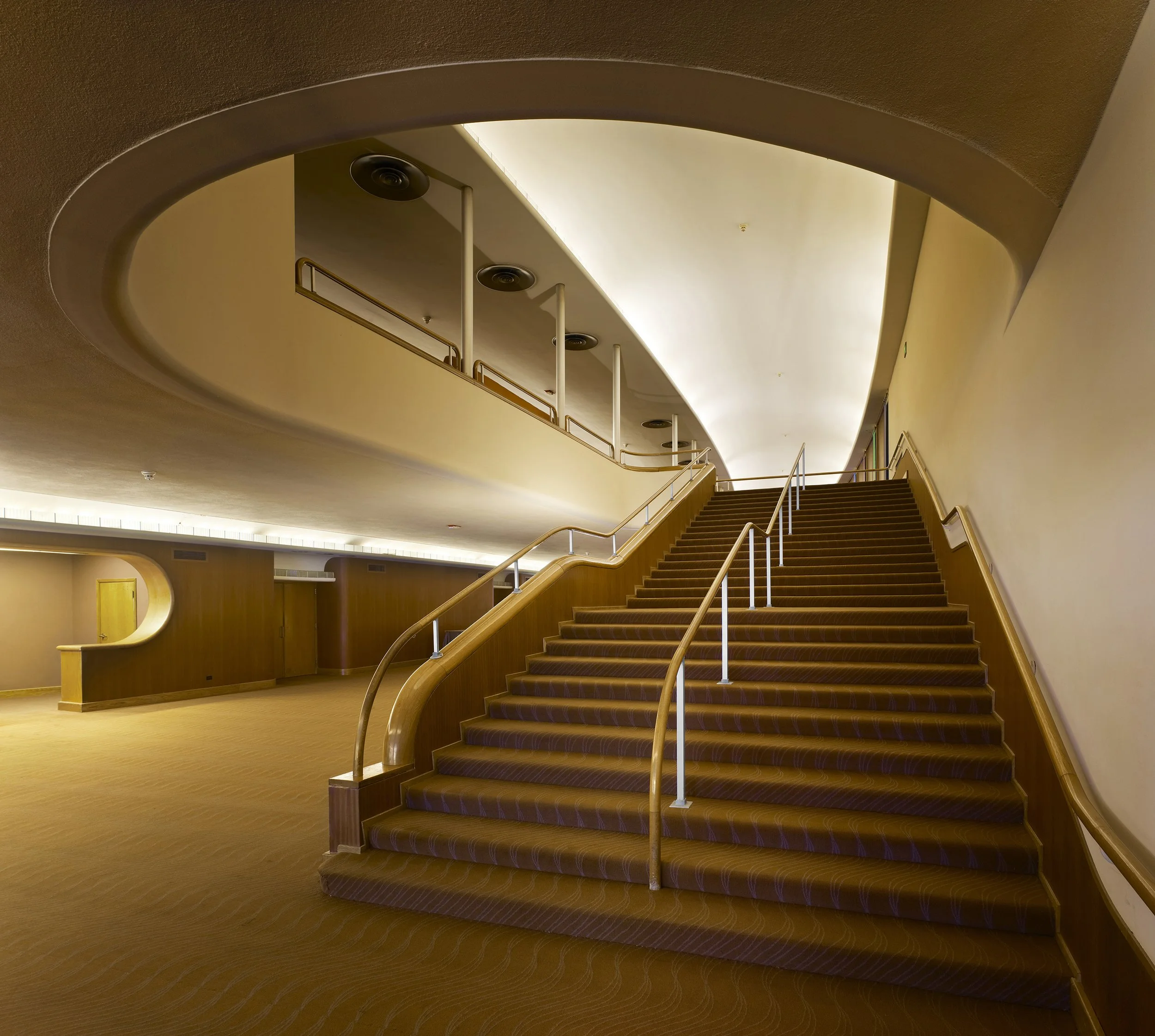 Kleinhans inside 015354 biff henrich_73.jpg