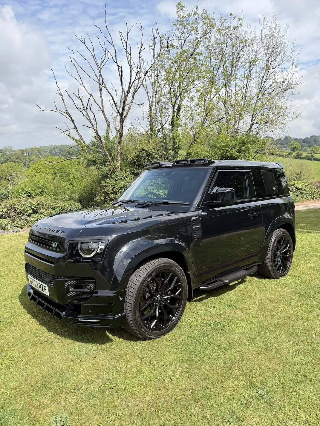 black-land-rover-defender-14.jpeg
