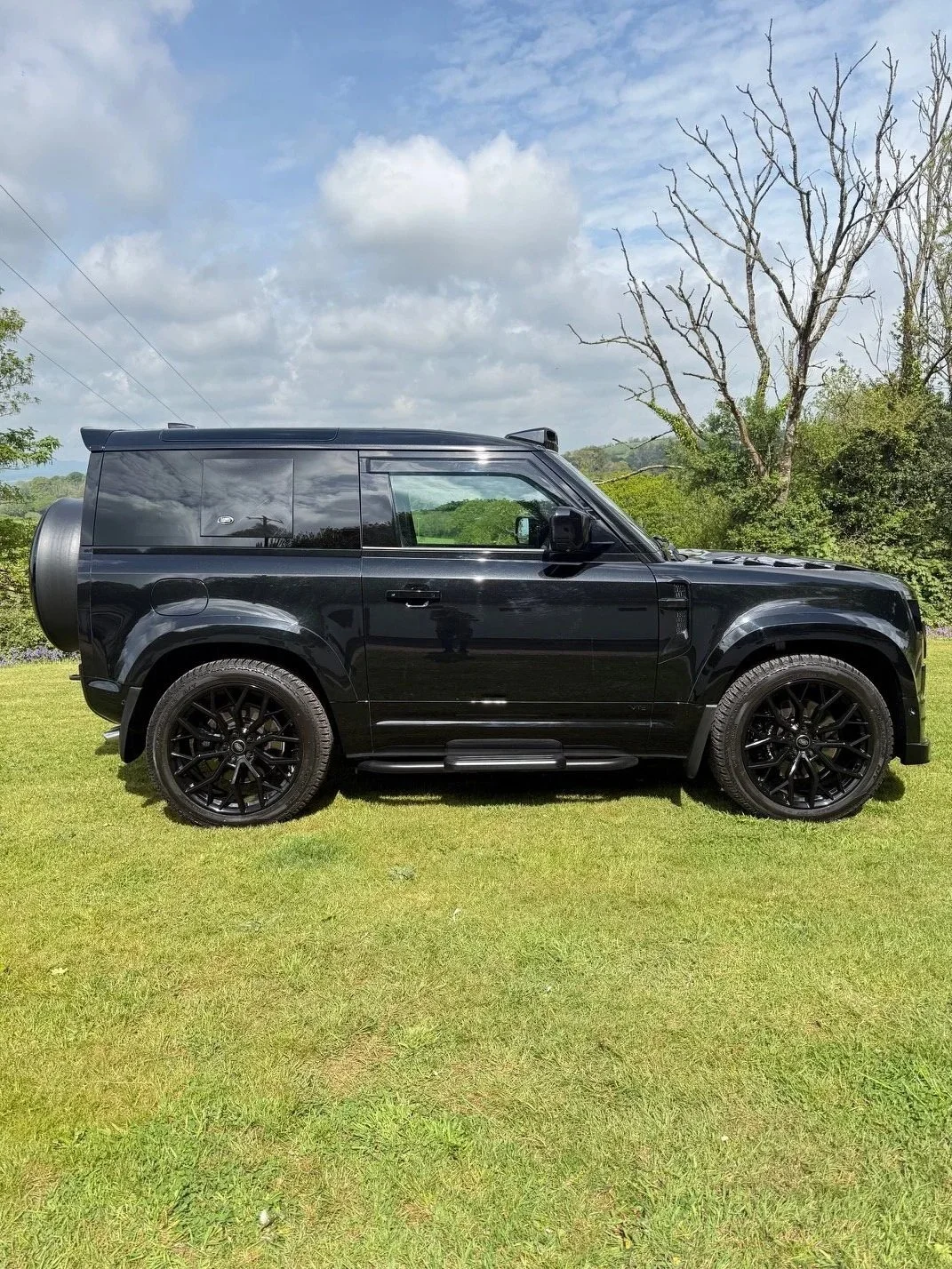 black-land-rover-defender-3.jpg