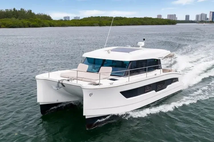 2023-fountaine-pajot-my4s-power-10213935-20260609154629019-10.webp