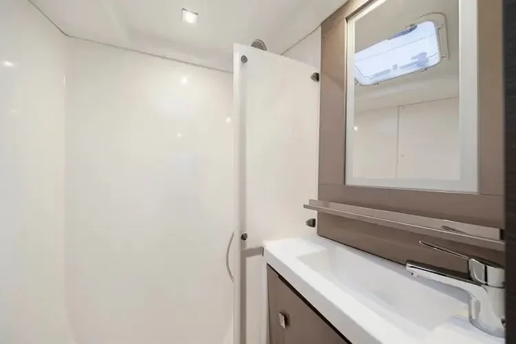 2023-fountaine-pajot-my4s-power-10213935-20260609154628728-30.webp