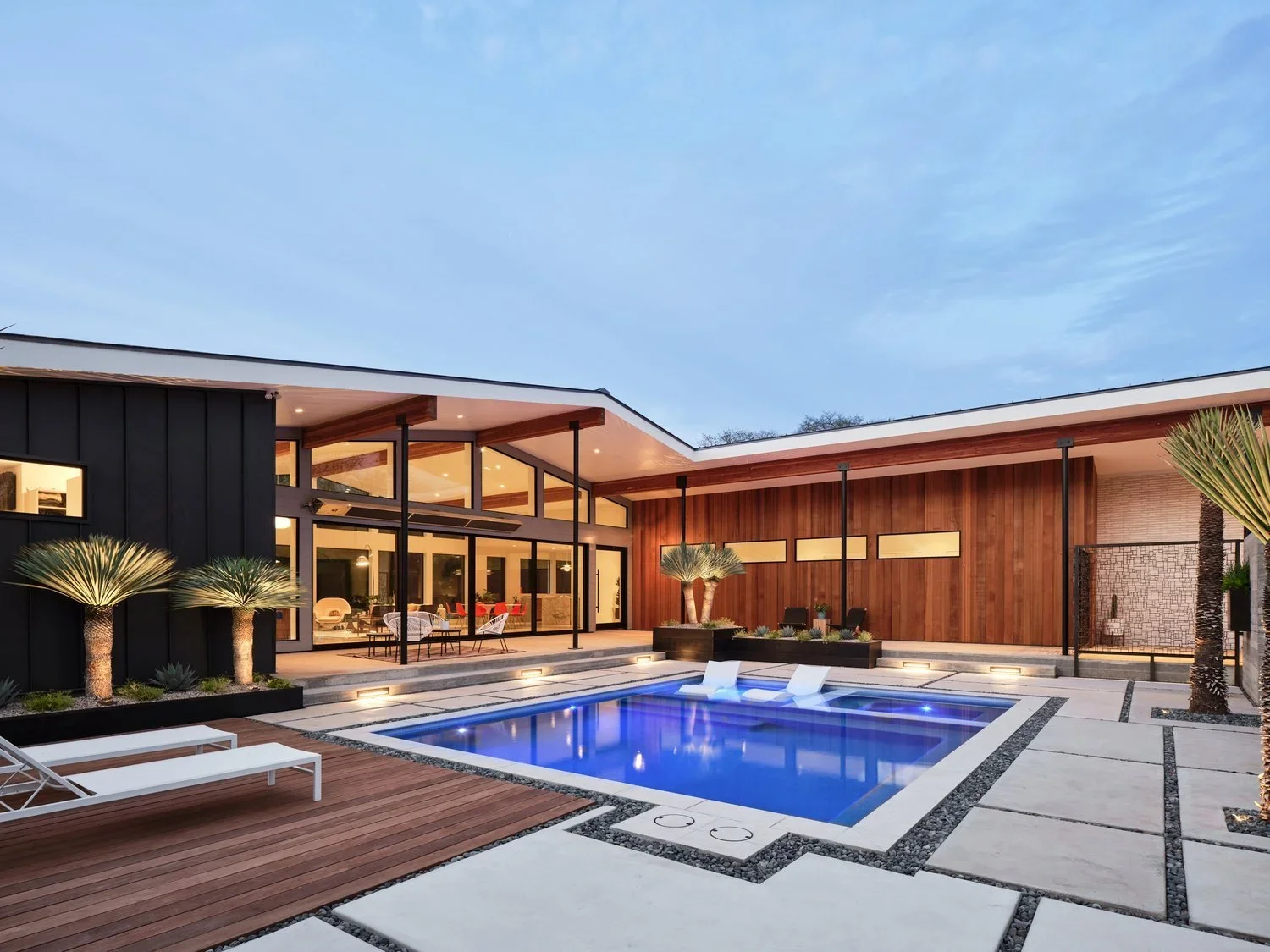 Aquifer Oaks Residence in San Marcos, Texas shown as previous professional work by Garrett Burleson with Chagnon Architecture and Chagnon Design-Build, photographed by Matthew Niemann and published in Atomic Ranch.