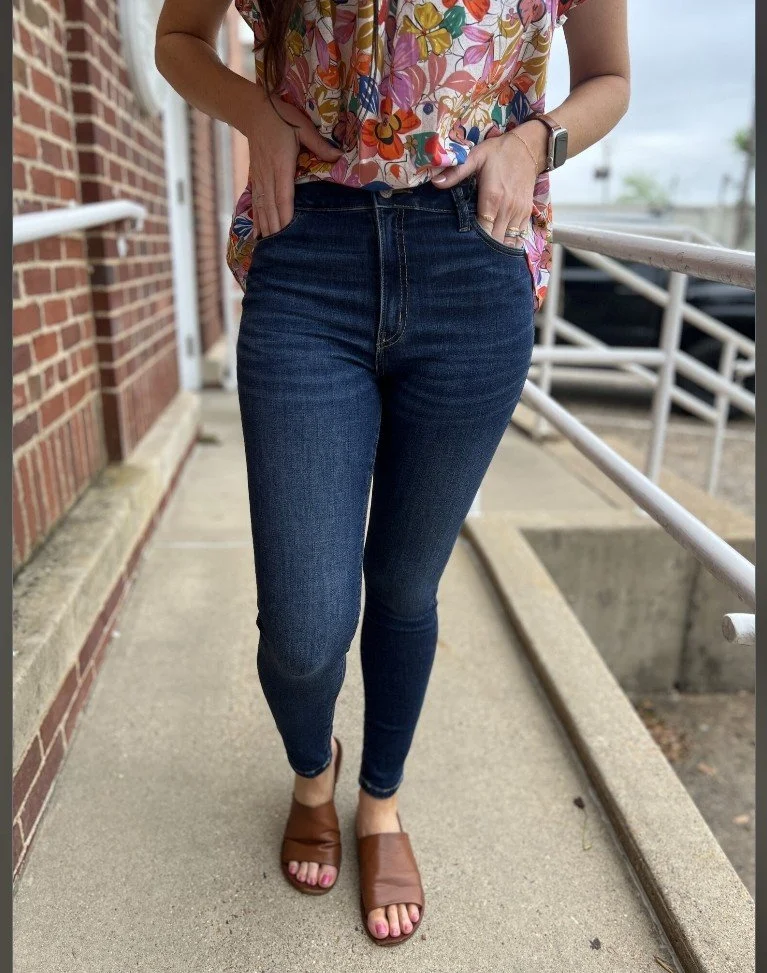 Zenana Curve-Hugging Plus Size Jeans