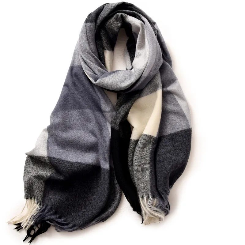 Faux cash scarf blk.png