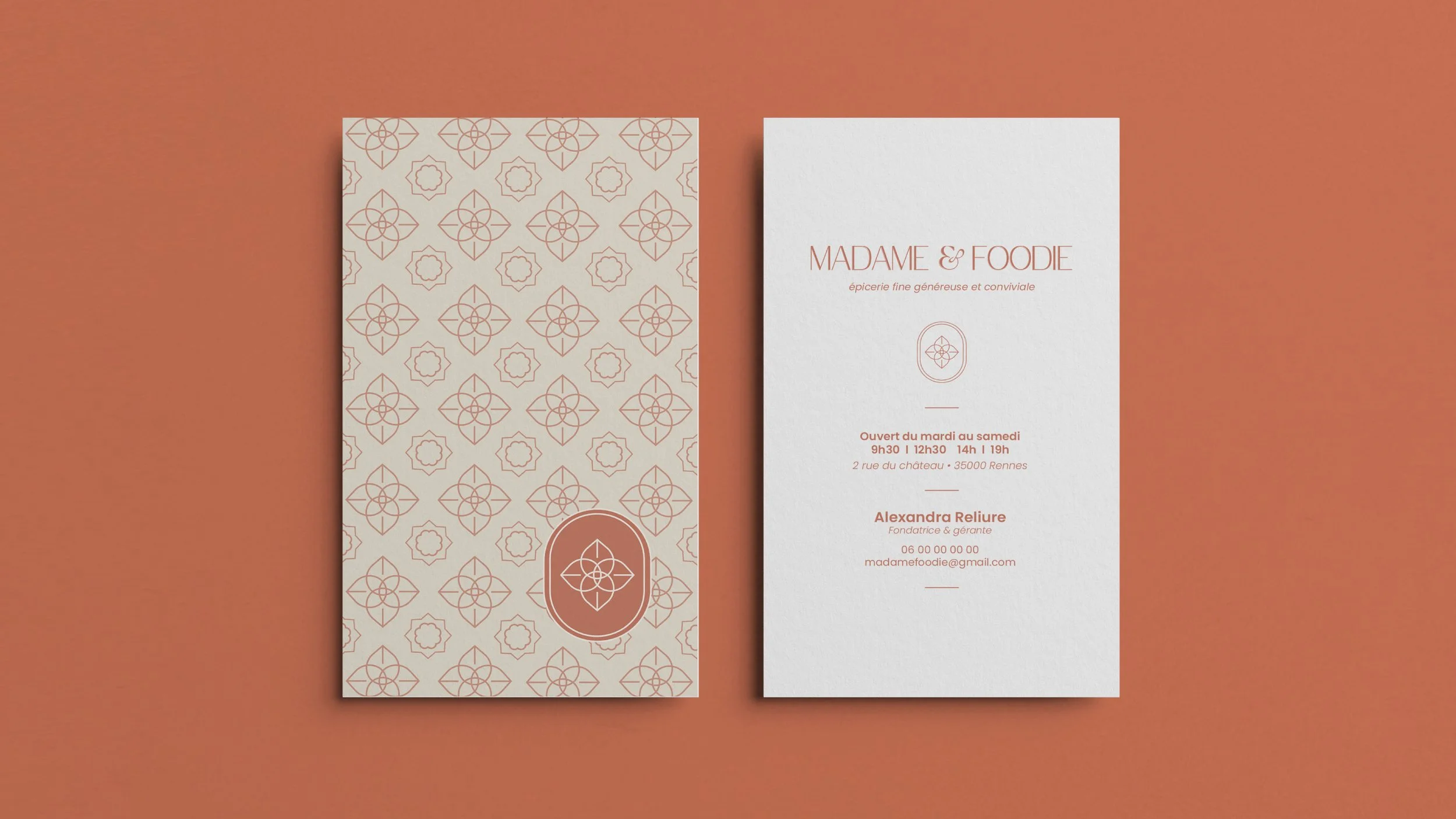 madame-et-foodie-epicerie-fine-logo-cartes-de-visites.jpg