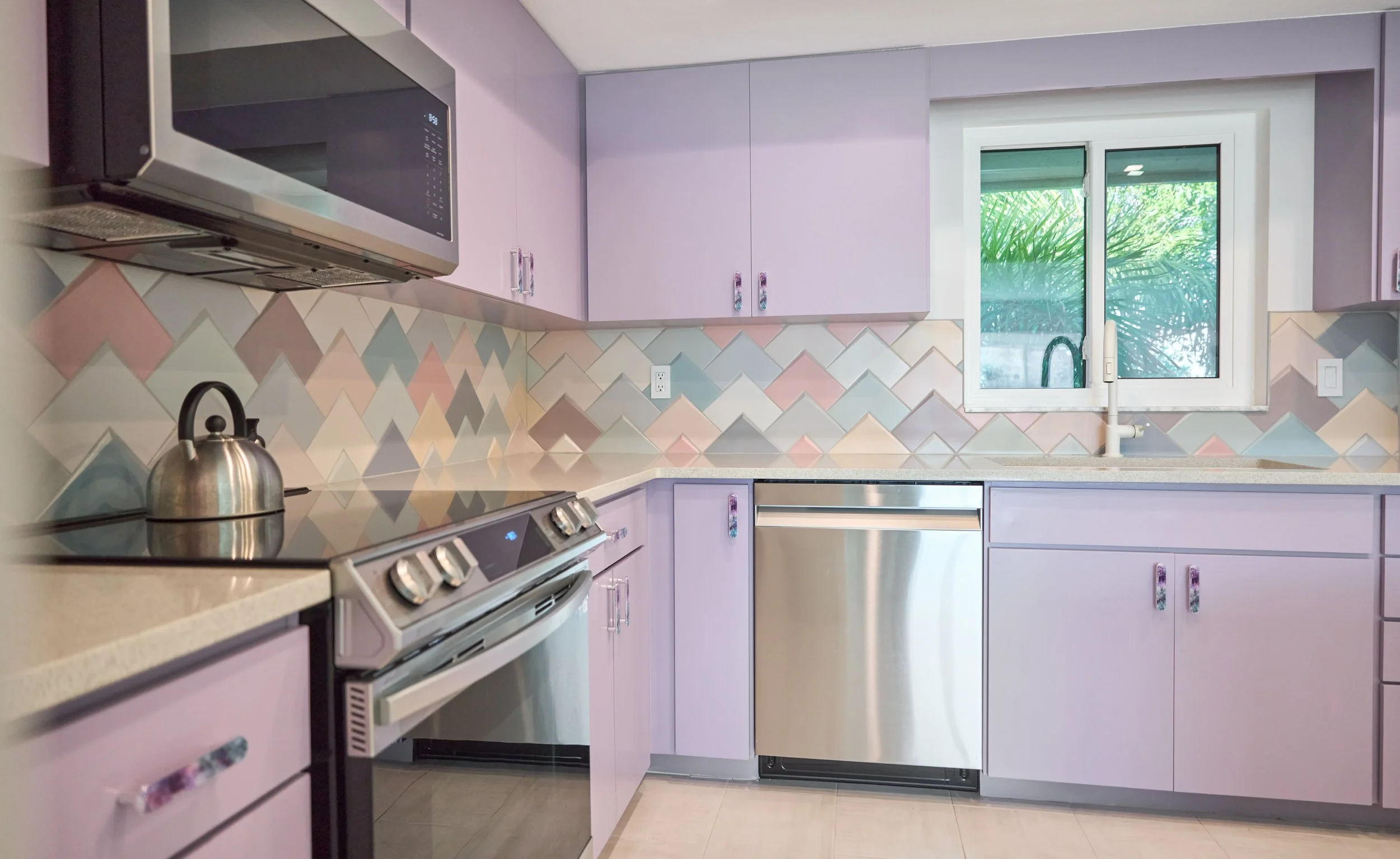 Wow Elle Backsplash.jpg