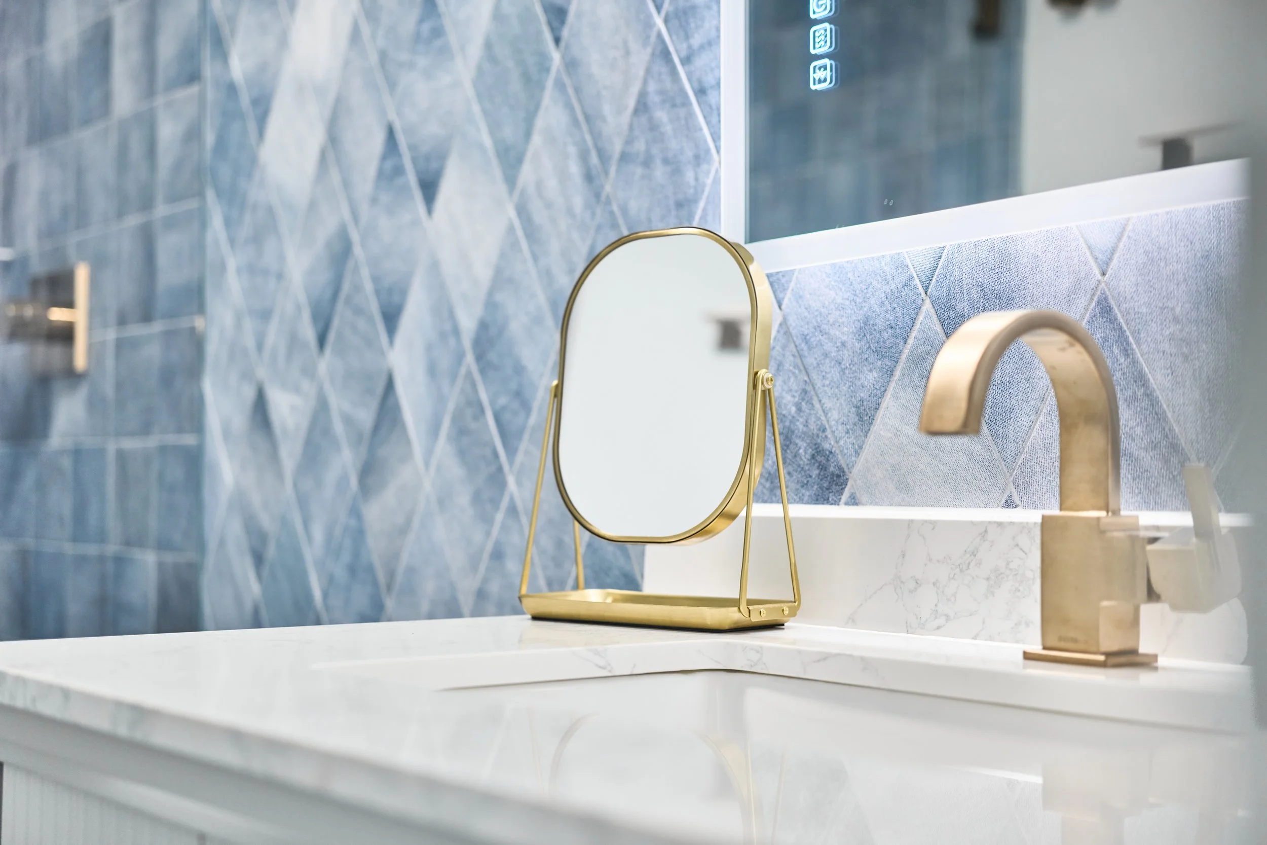 Mirror Details.jpg