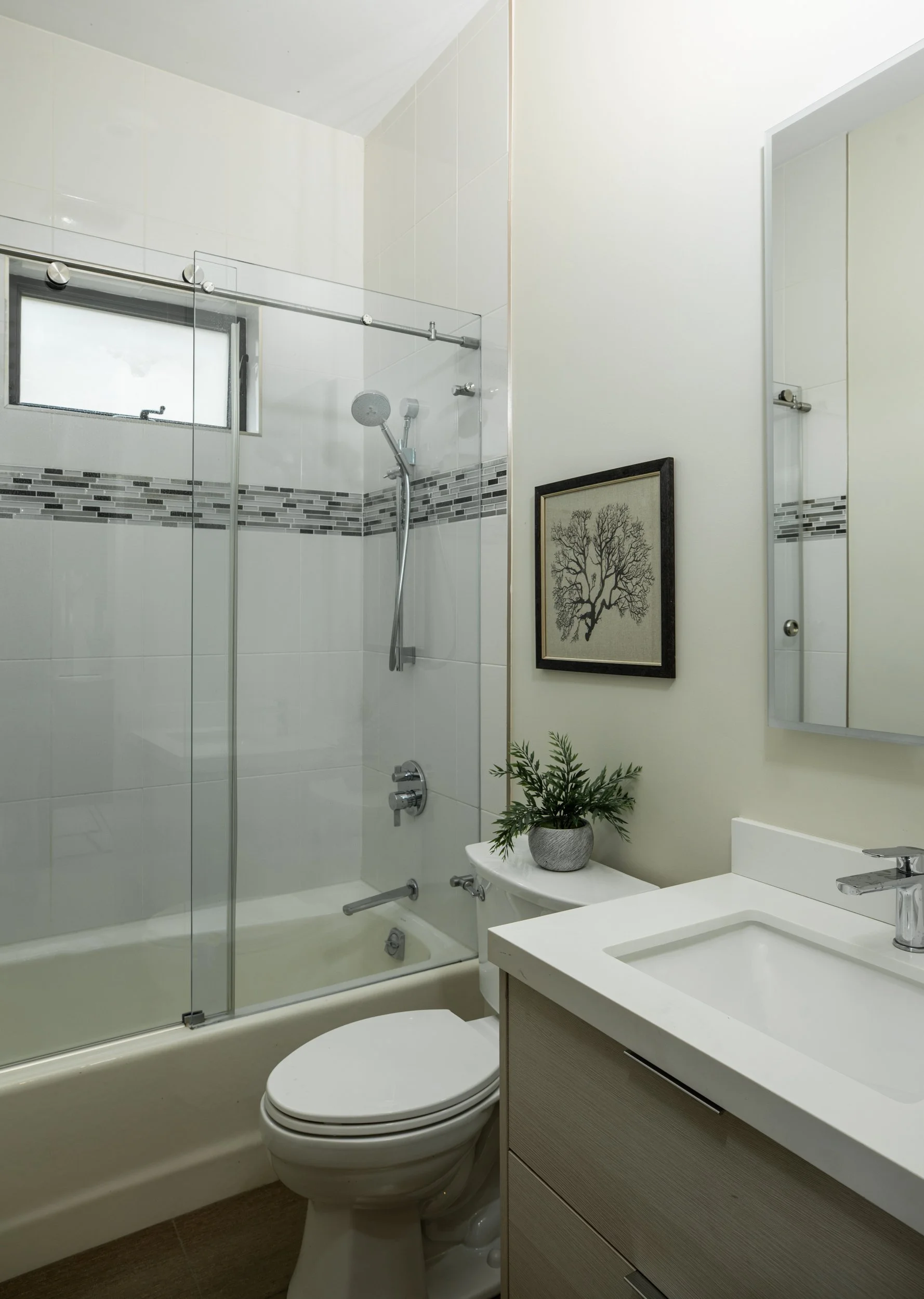 55-19351 Redberry_Matt Anello-5330-Edit-MLS.jpg