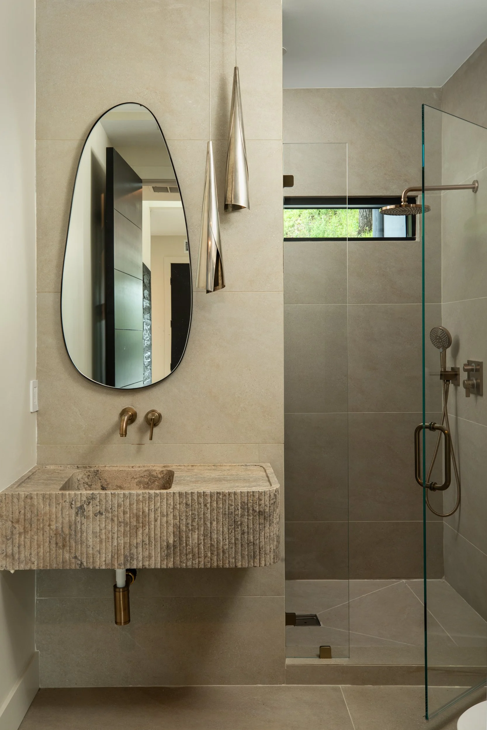 20-19351 Redberry_Matt Anello-5124-Edit-MLS.jpg