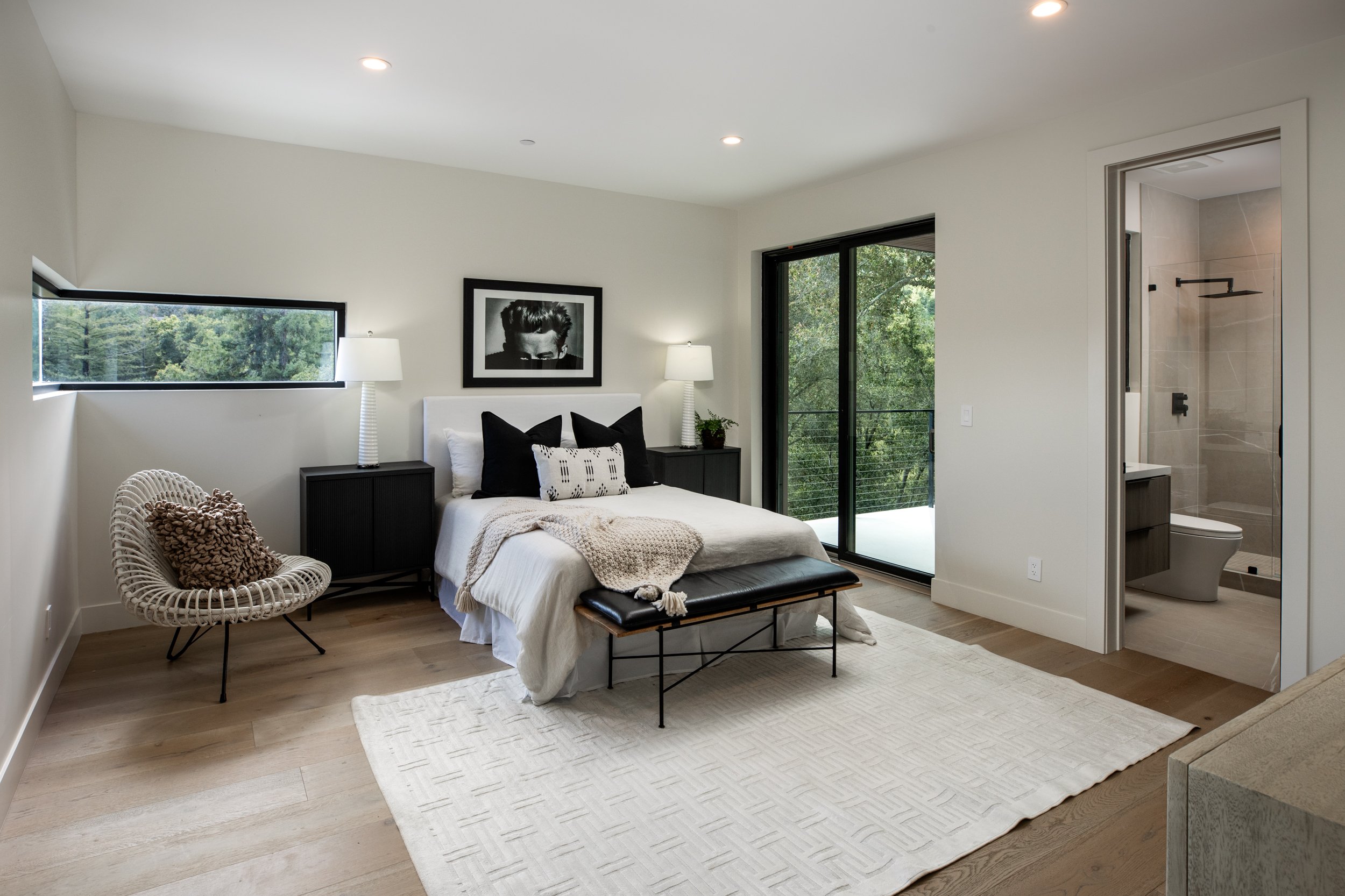34-19351 Redberry_Matt Anello-5051-Edit-MLS.jpg