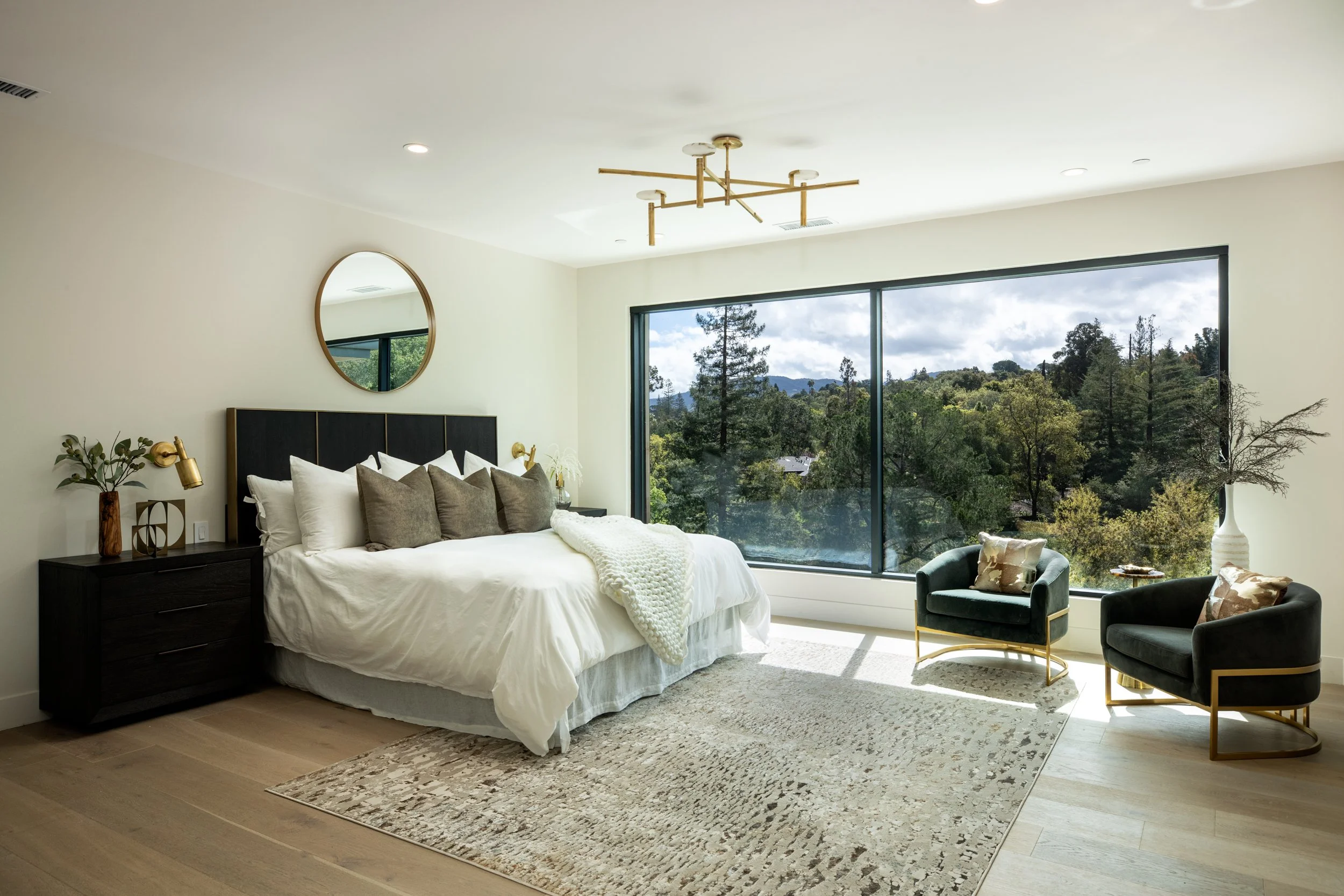 24-19351 Redberry_Matt Anello-5072-Edit-MLS.jpg