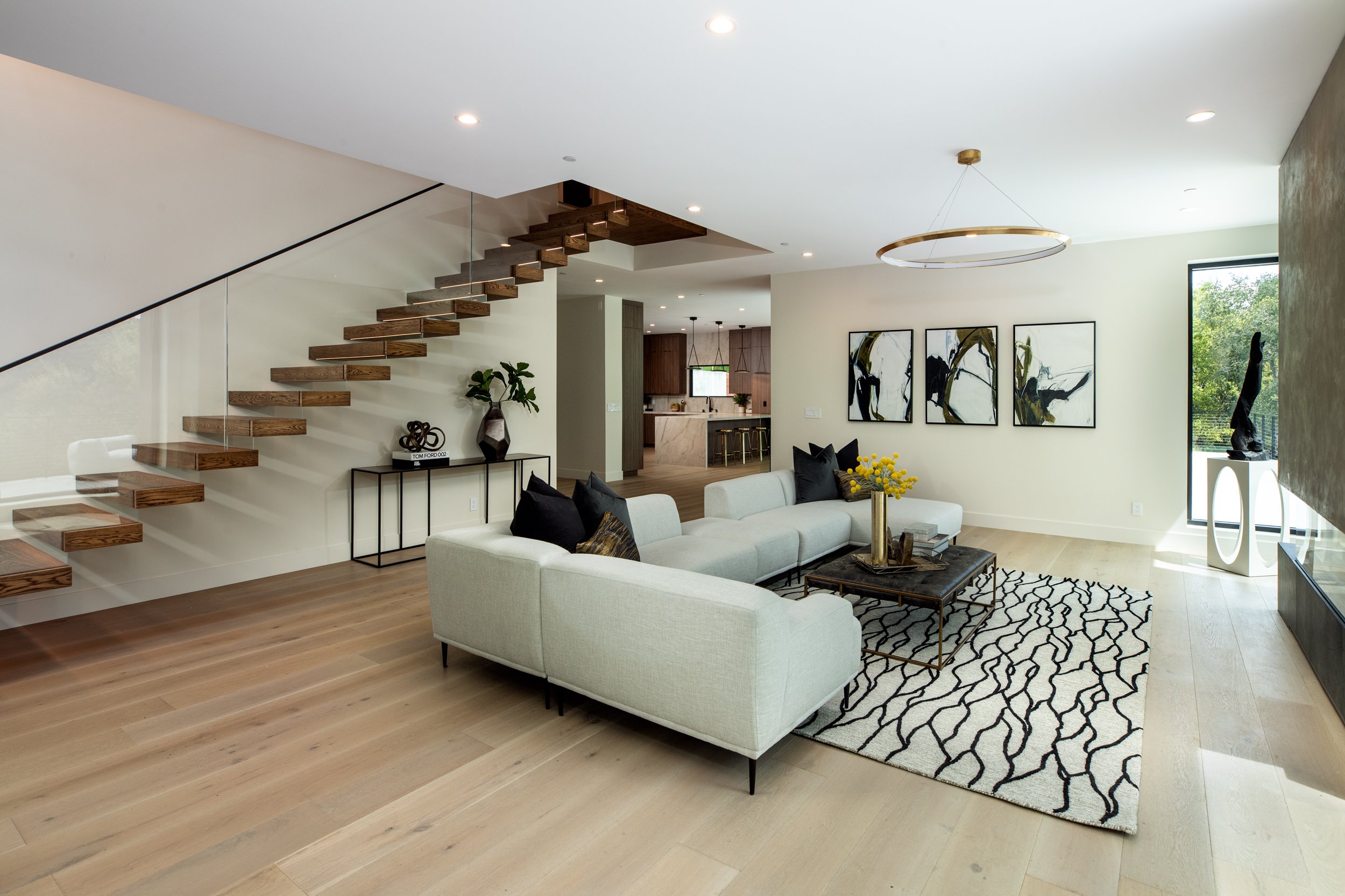 8-19351 Redberry_Matt Anello-5243-Edit-MLS.jpg