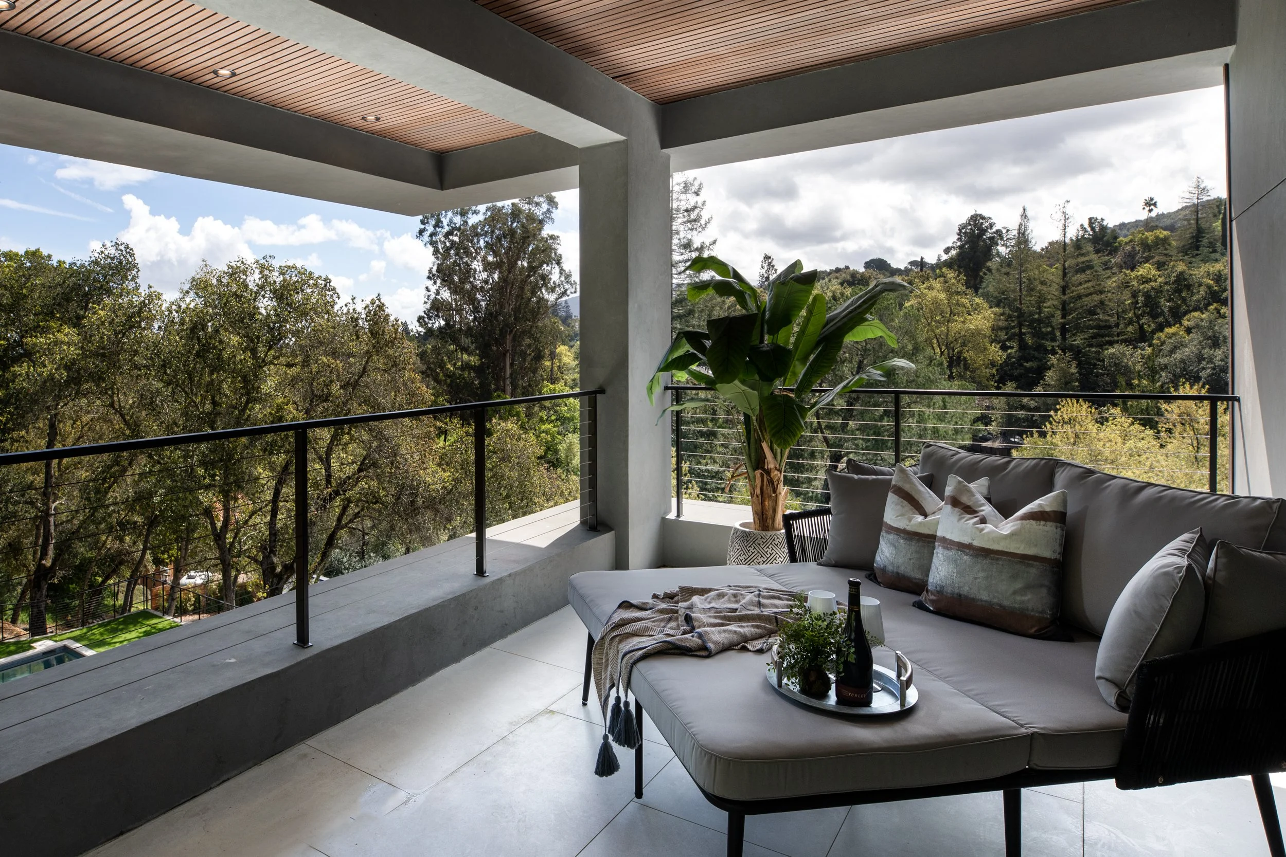 30-19351 Redberry_Matt Anello-5090-Edit-MLS.jpg