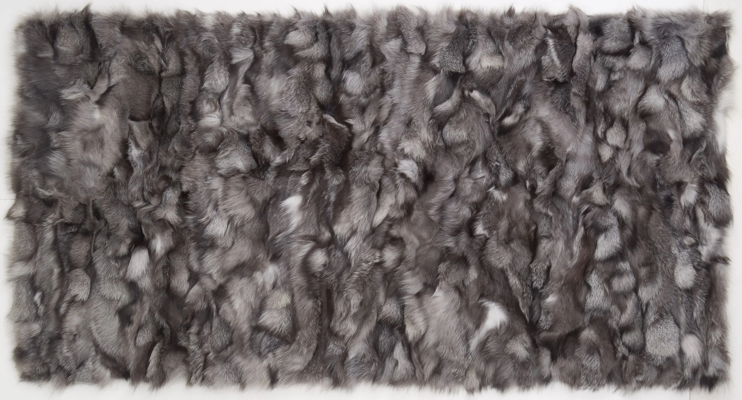 Wave Fox Silver Fur Throw 1 Dualoy Leather (1).jpg