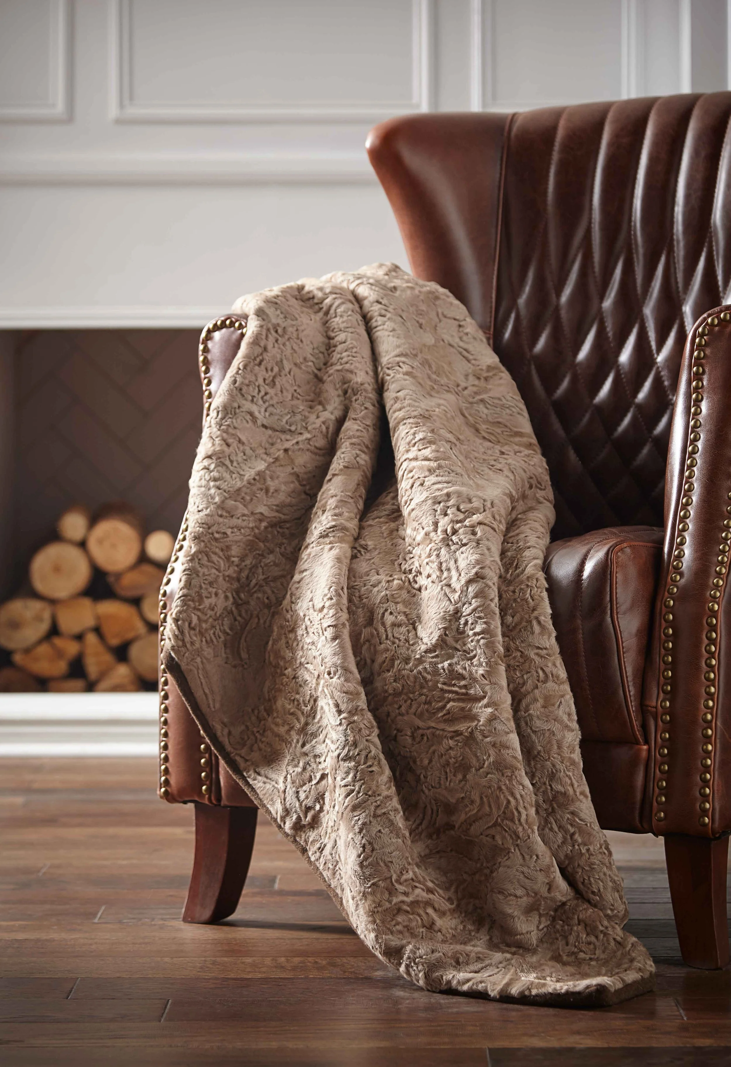 Persian Lamb Beige Throw 2 Shearling Dualoy Leather.jpg