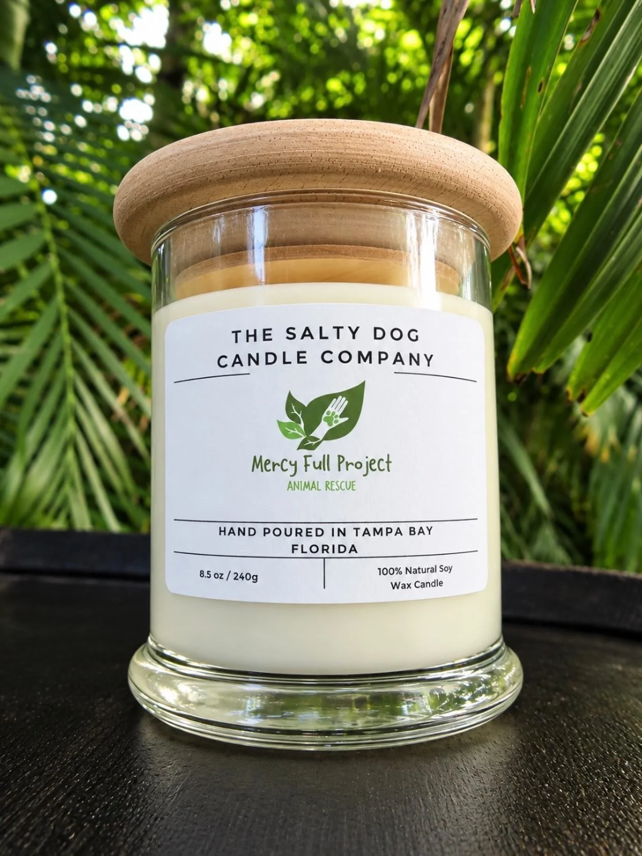 🐾 INTRODUCING OUR NEXT RESCUE OF THE QUARTER! 🐾

We are SO excited to announce that @mercyfullproject is our next Rescue of the Quarter! 💚

From now through January 1st, $2 from every candle sold will be donated directly to Mercy Full Project. Our