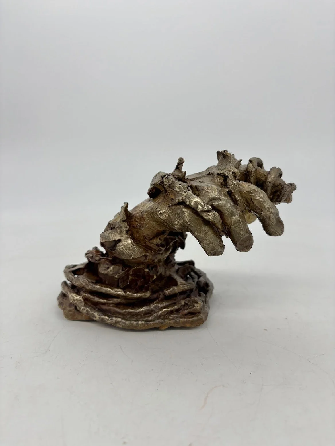 Restrained Outreach
Bronzecast with Patina