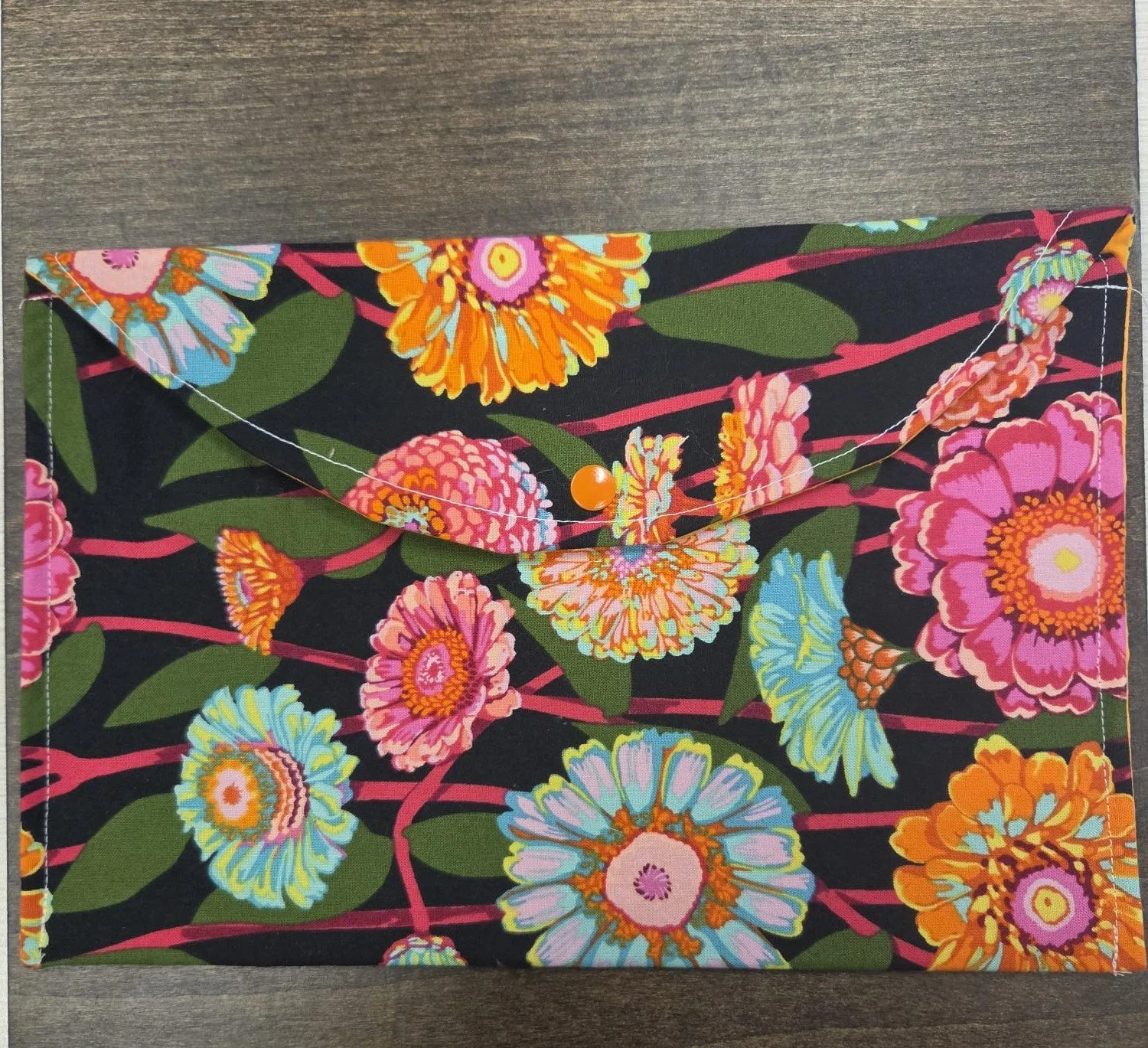📚  Handmade Floral Book Sleeve | Quilted Book Cover | Fits Paperbacks & Small Hardbacks | 11 x 7 Book Protector | Book Lover Gift