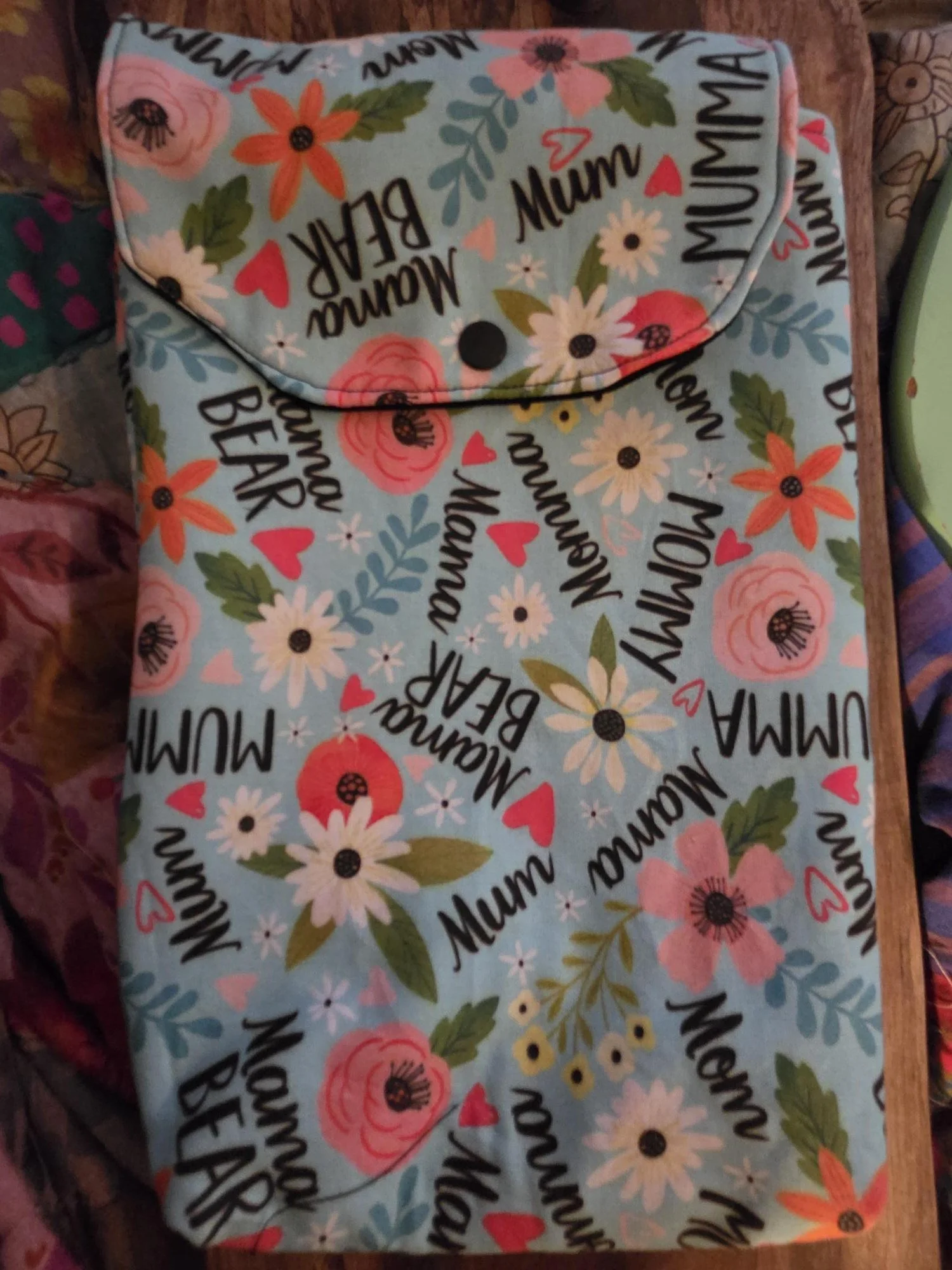 Medium Book Sleeve - Mama Bear