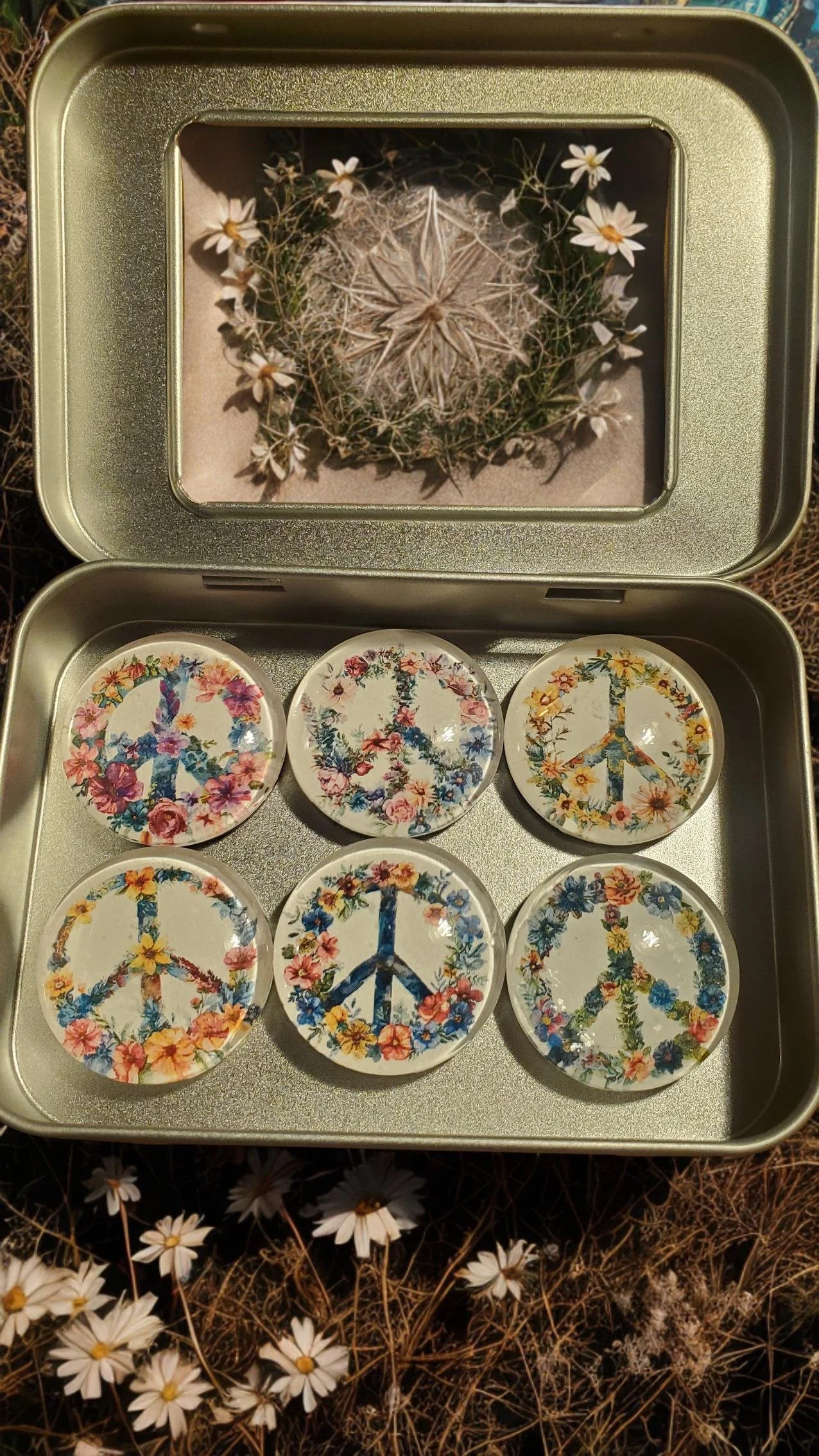 🌼 Floral Peace Sign Glass Magnet Set