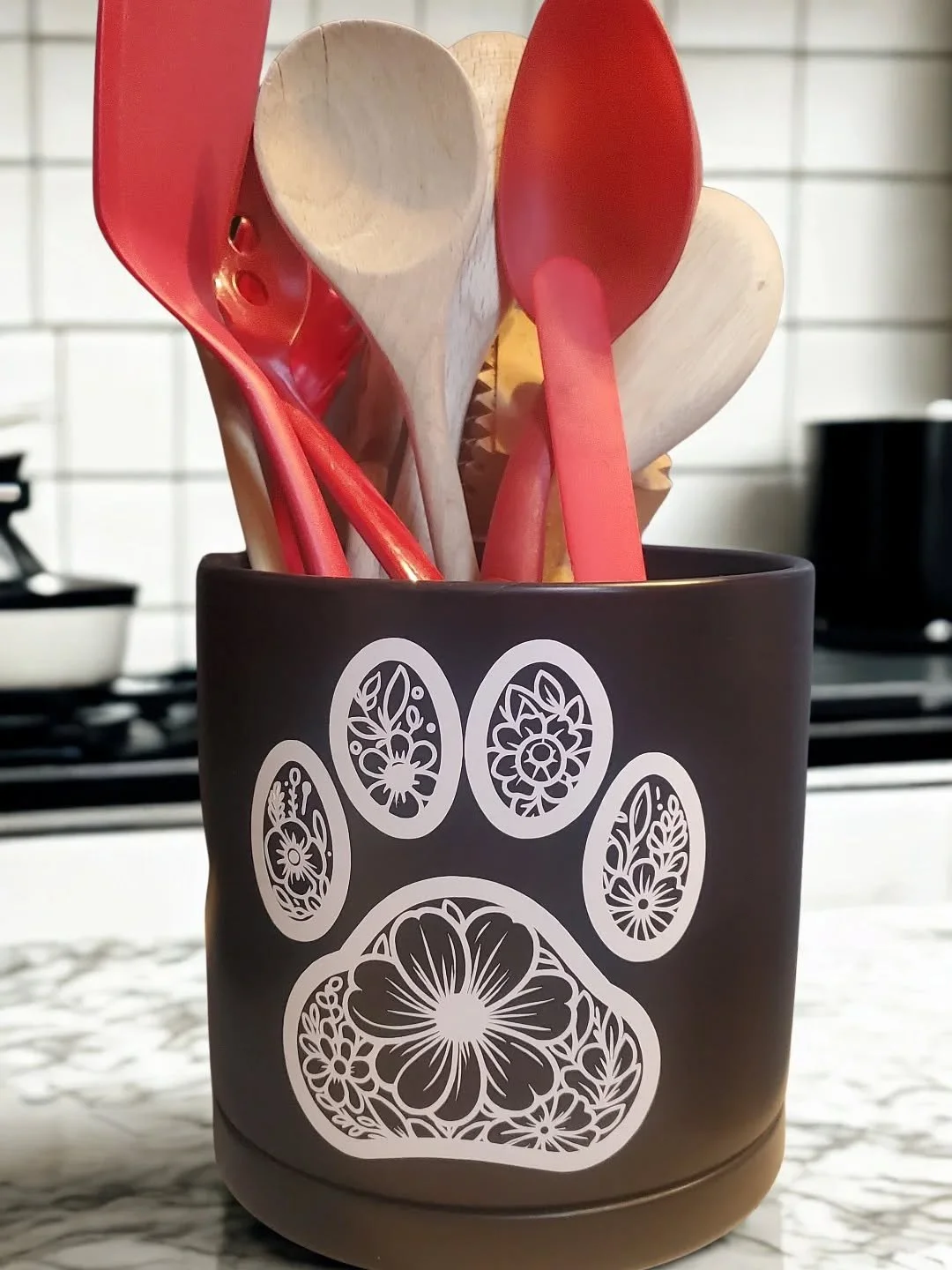 🐾 Floral Paw Print Ceramic Planter