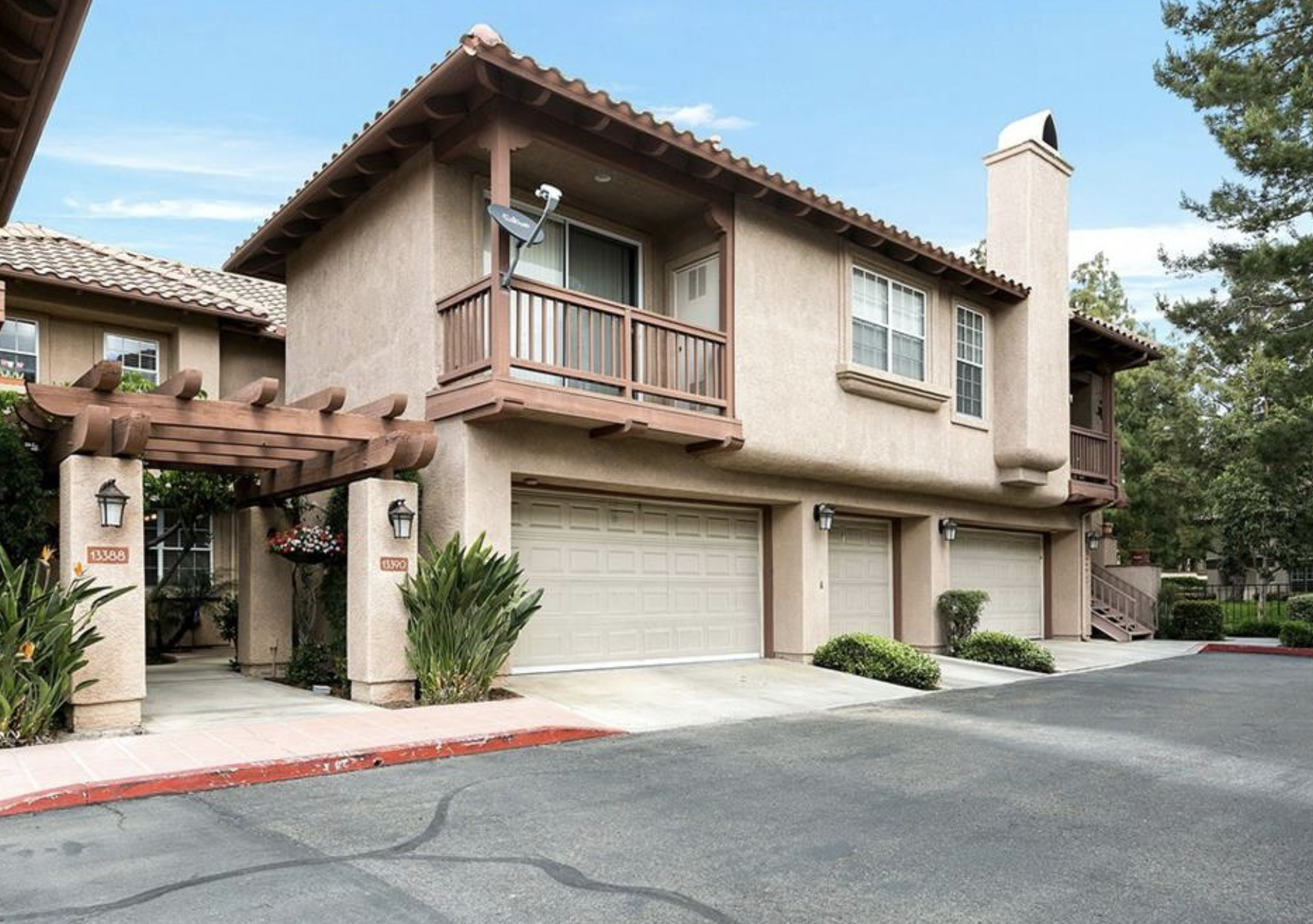 13390 Savanna Tustin, CA 92782